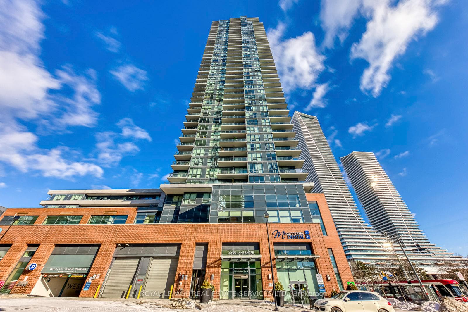 2200 Lakeshore Boulevard Unit 1908, Liberty Village / Parkdale / South Parkdale, ON M8V 1A4 - Photo 1