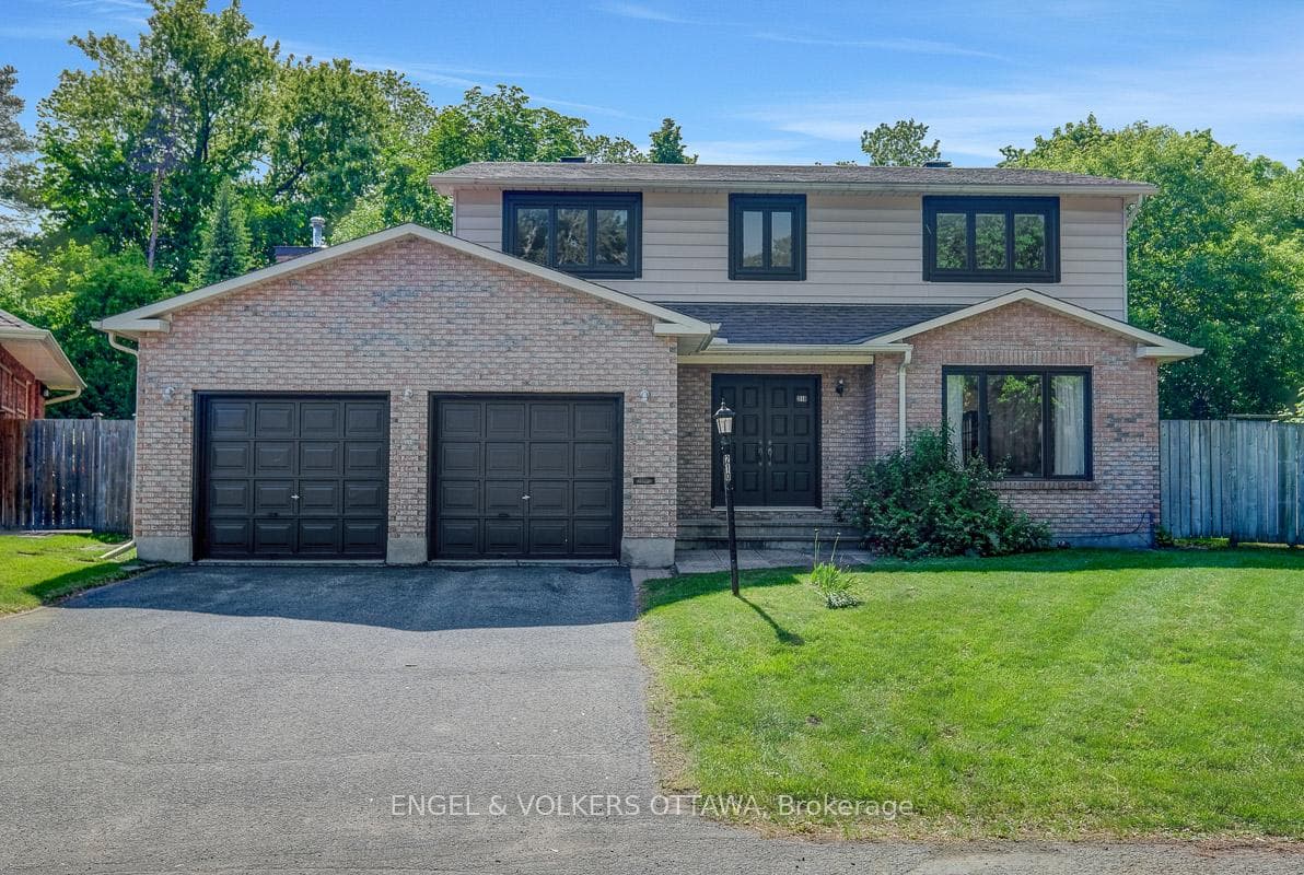 210 Cypress Court, Crystal Bay - Rocky Point - Bayshore, ON K2H 8Z8 - Photo 1