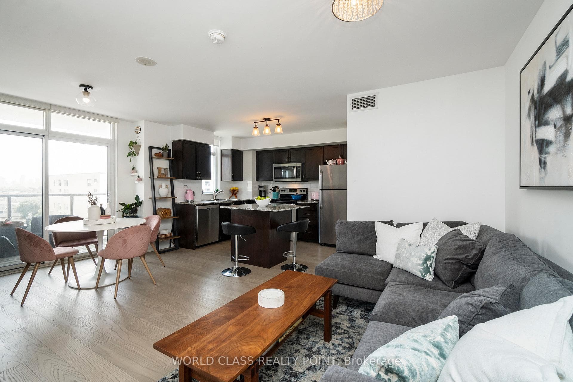 816 Lansdowne Avenue Unit 608, Bloor West Village / Swansea