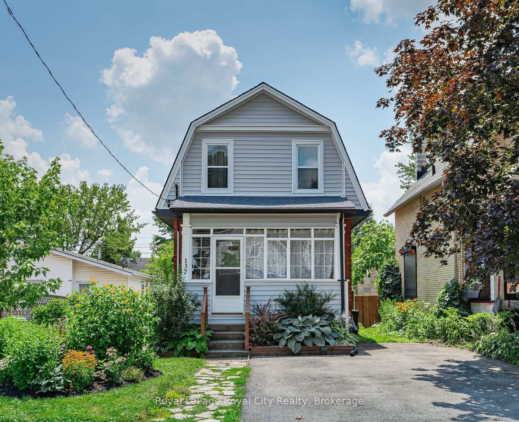 137 Perth Street, Stratford, ON N5A 3Y1 - Photo 1