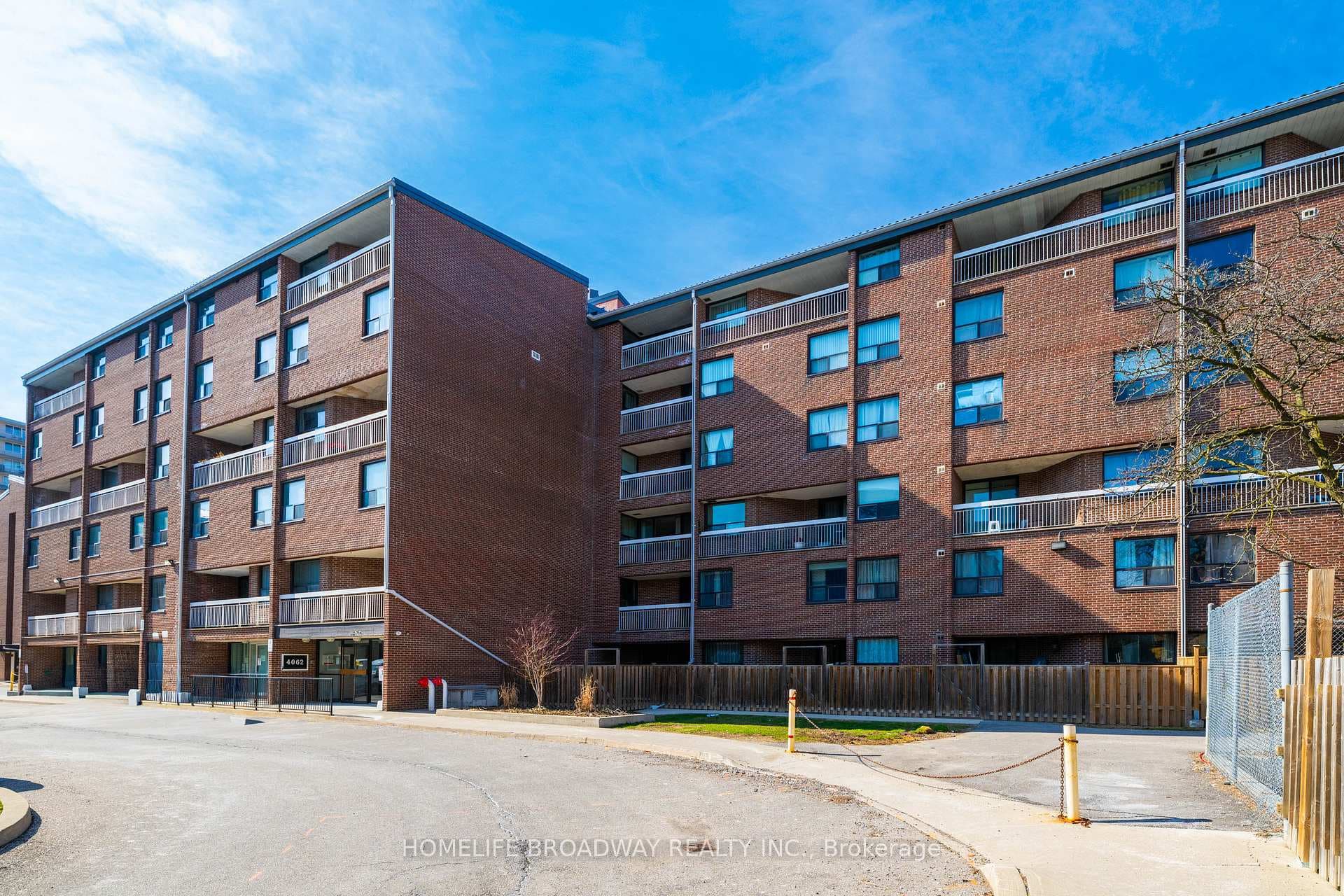 4062 Lawrence Avenue Unit 205, Rouge / Port Union / Malvern, ON M1E 4V5 - Photo 1