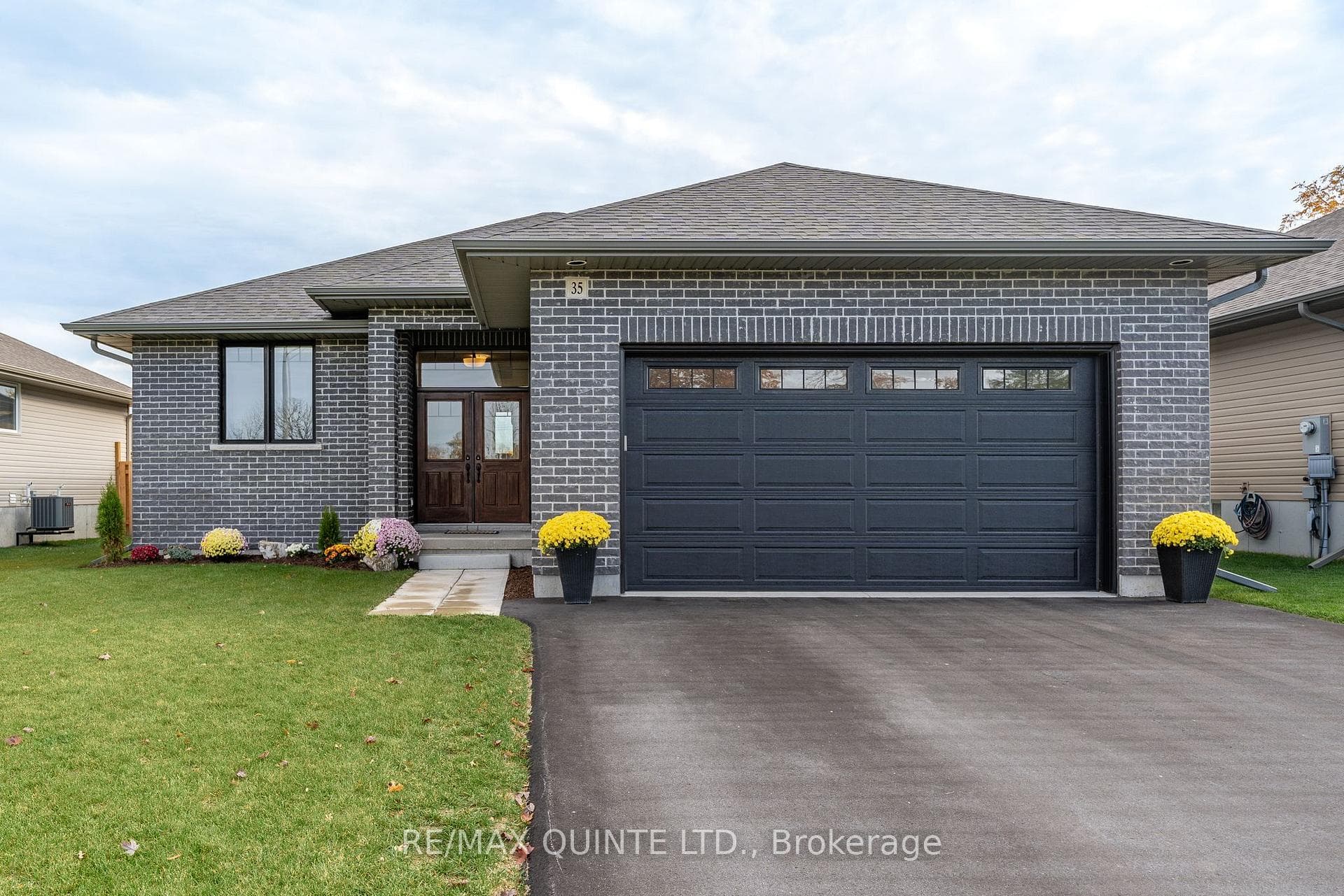 35 Chelford Crescent, Belleville