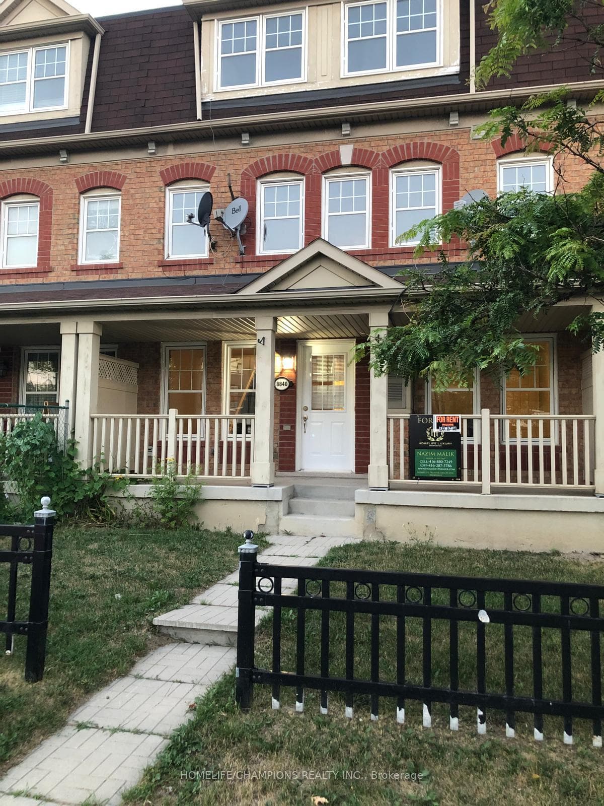 8840 Sheppard Avenue, Toronto E11