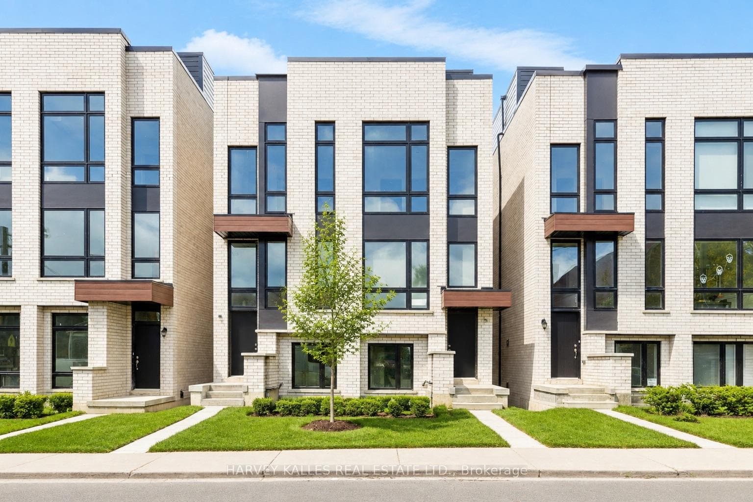 3 Innes Avenue, Keelesdale / Eglinton West, ON M6E 0B2 - Photo 1