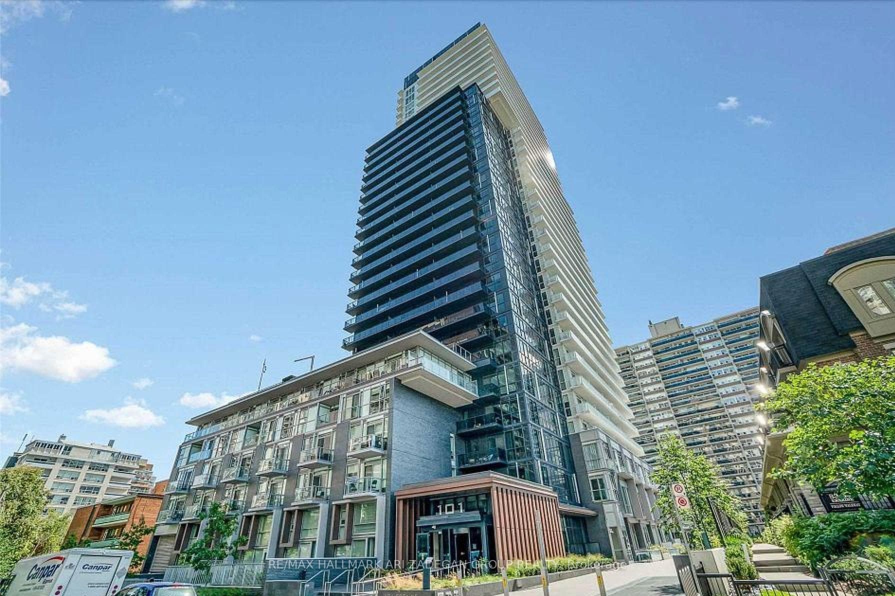 101 Erskine Avenue Unit 310, Leaside / Davisville, ON M4P 1Y5 - Photo 1