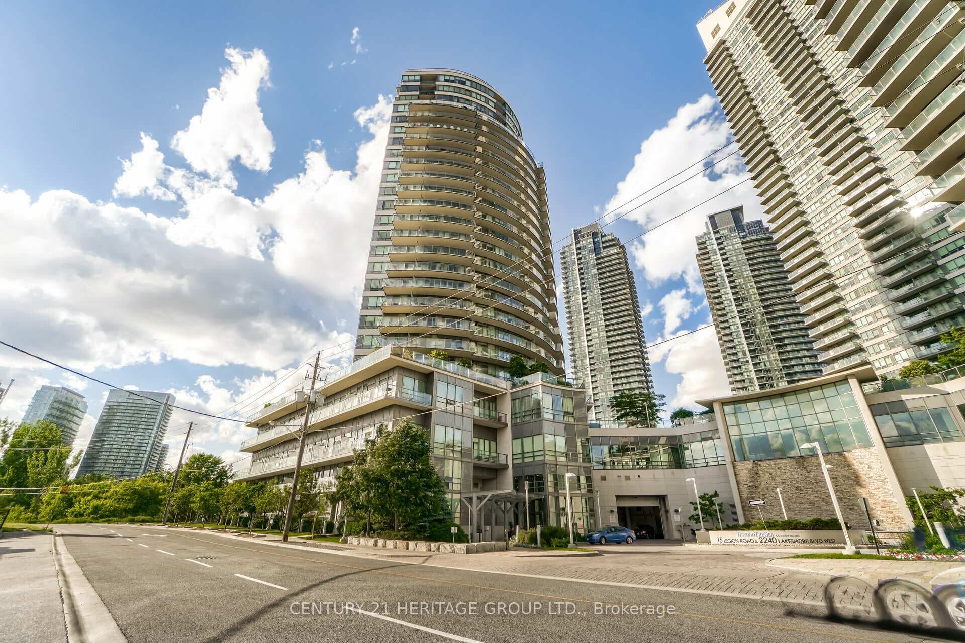 15 Legion Road Unit 1503, Liberty Village / Parkdale / South Parkdale, ON M8V 0A9 - Photo 1