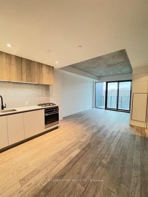 2625 Dundas Street Unit 406, Bloor West Village / Swansea, ON M6P 0C5 - Photo 1