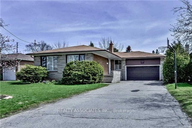 9 Muirkirk Road, Thornhill / Willowdale, ON M2R 1W2 - Photo 1