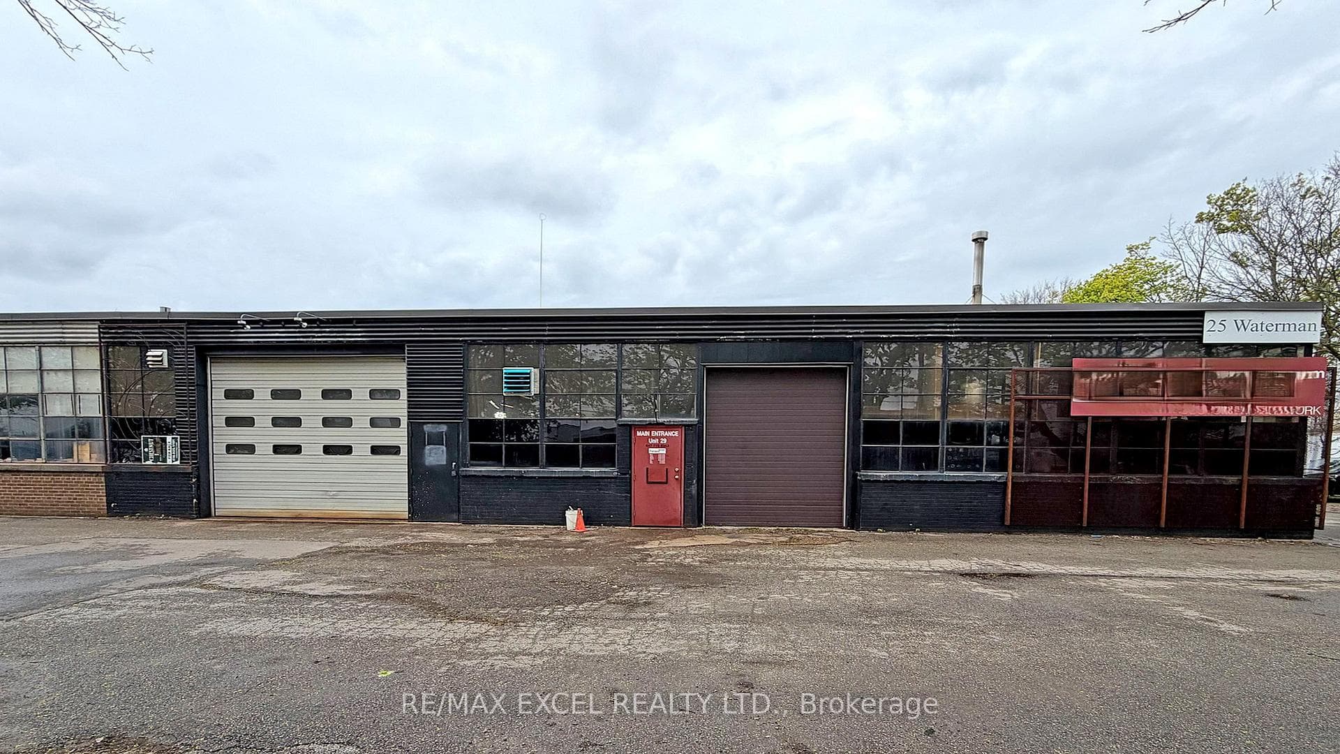 25 Waterman Avenue Unit 29, Danforth / East York, ON M4B 1Y6 - Photo 1