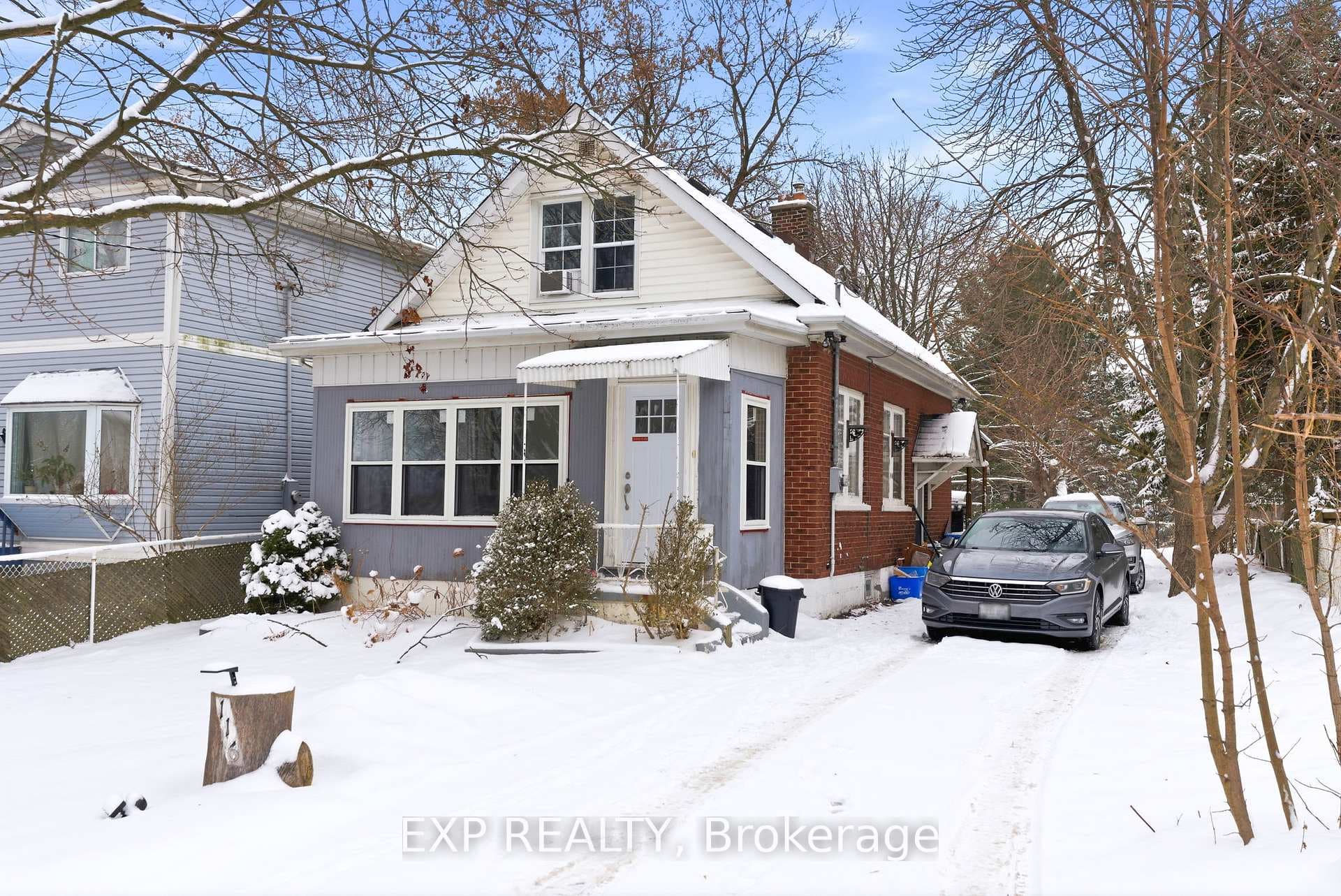 116 Thomas Street, Oshawa, ON L1H 3W8 - Photo 1