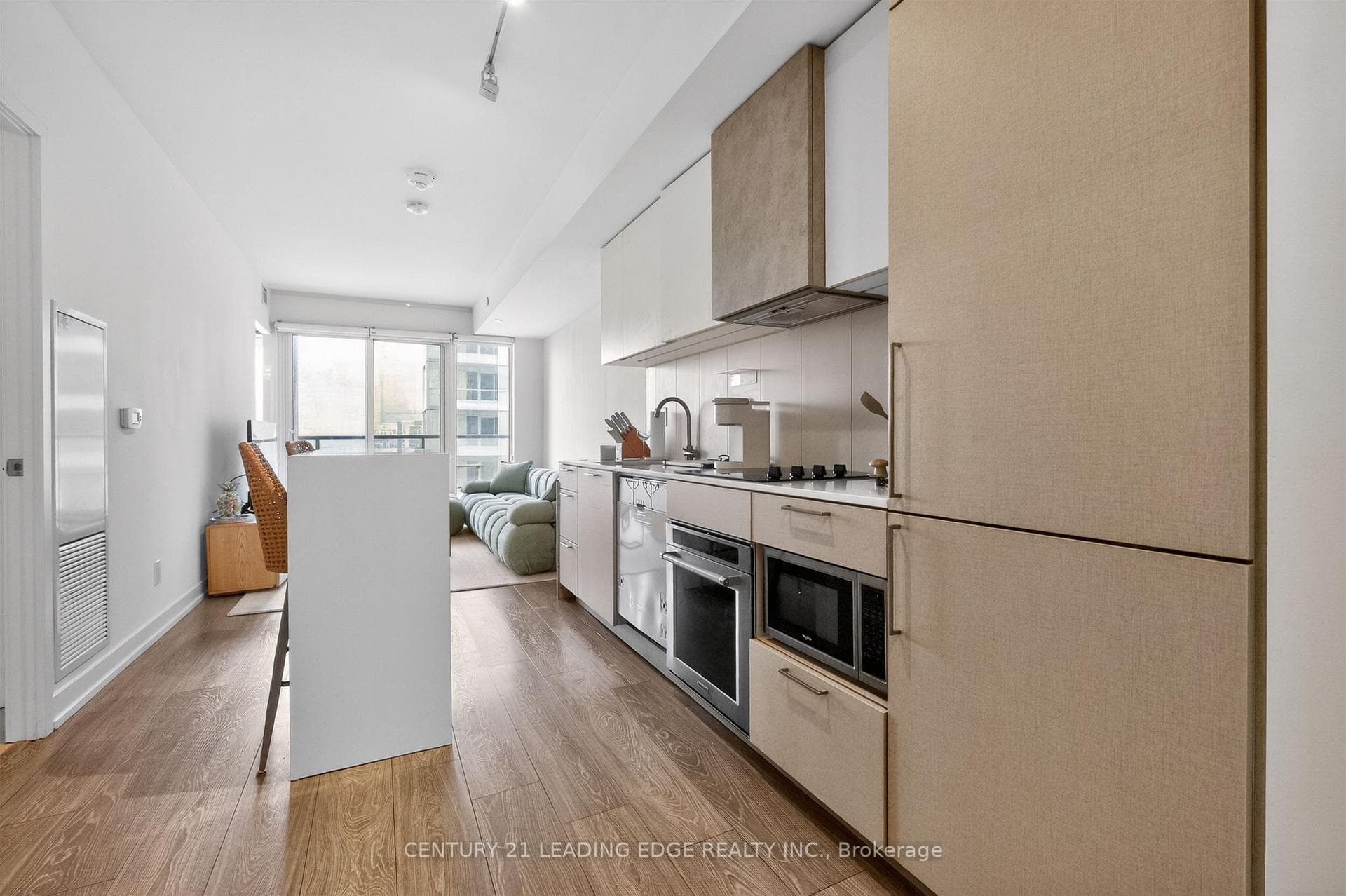 19 Western Battery Road Unit 1020, Downtown Toronto / Waterfront, ON M6K 3S4 - Photo 1