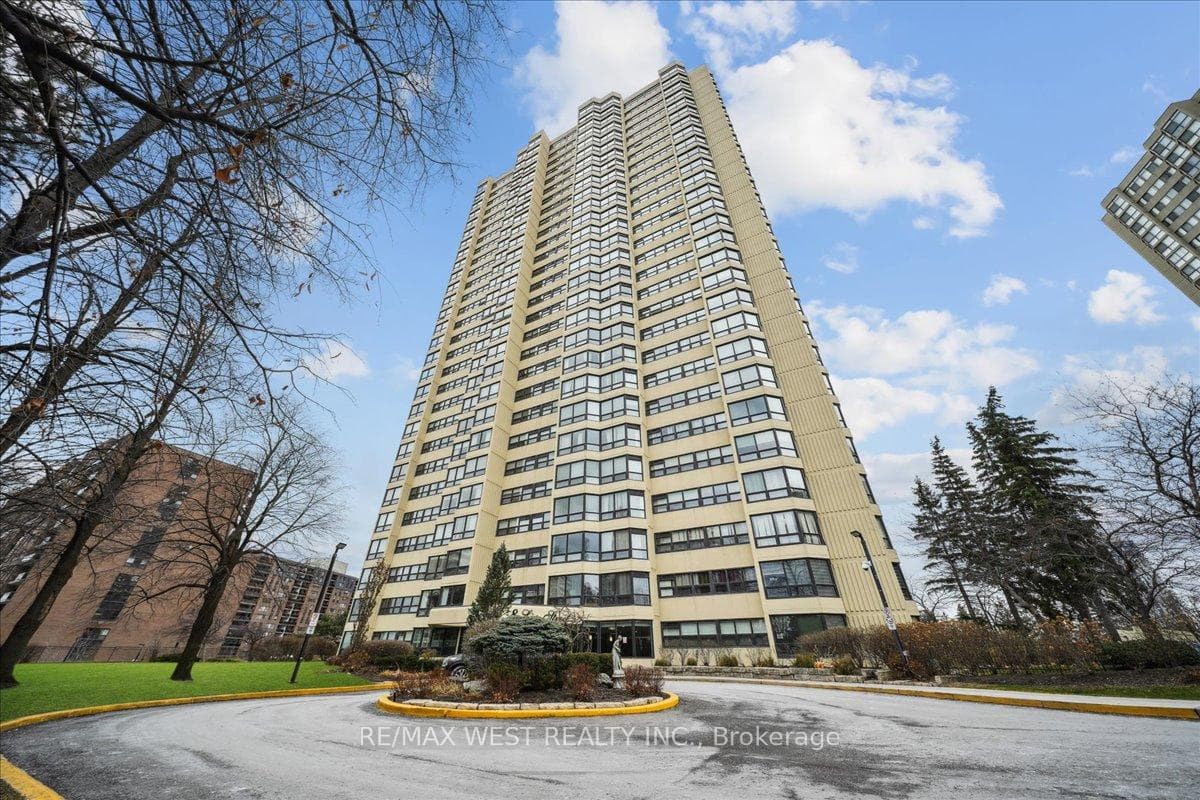 8 Lisa Street Unit 2701, Brampton, ON L6T 4S6 - Photo 1