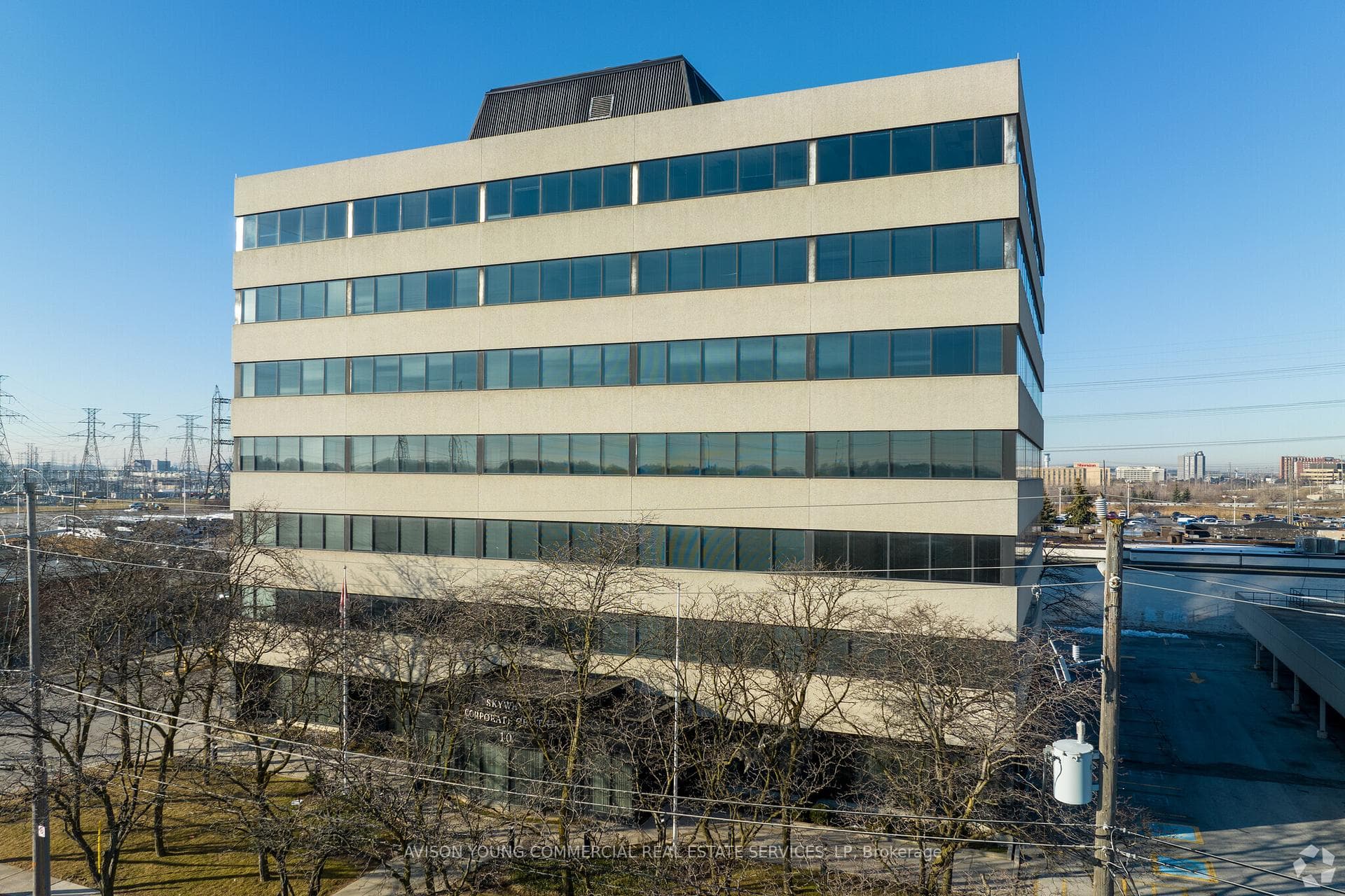 10 Kelfield Street, Etobicoke (West Mall / Rexdale), ON M9W 5A2 - Photo 1