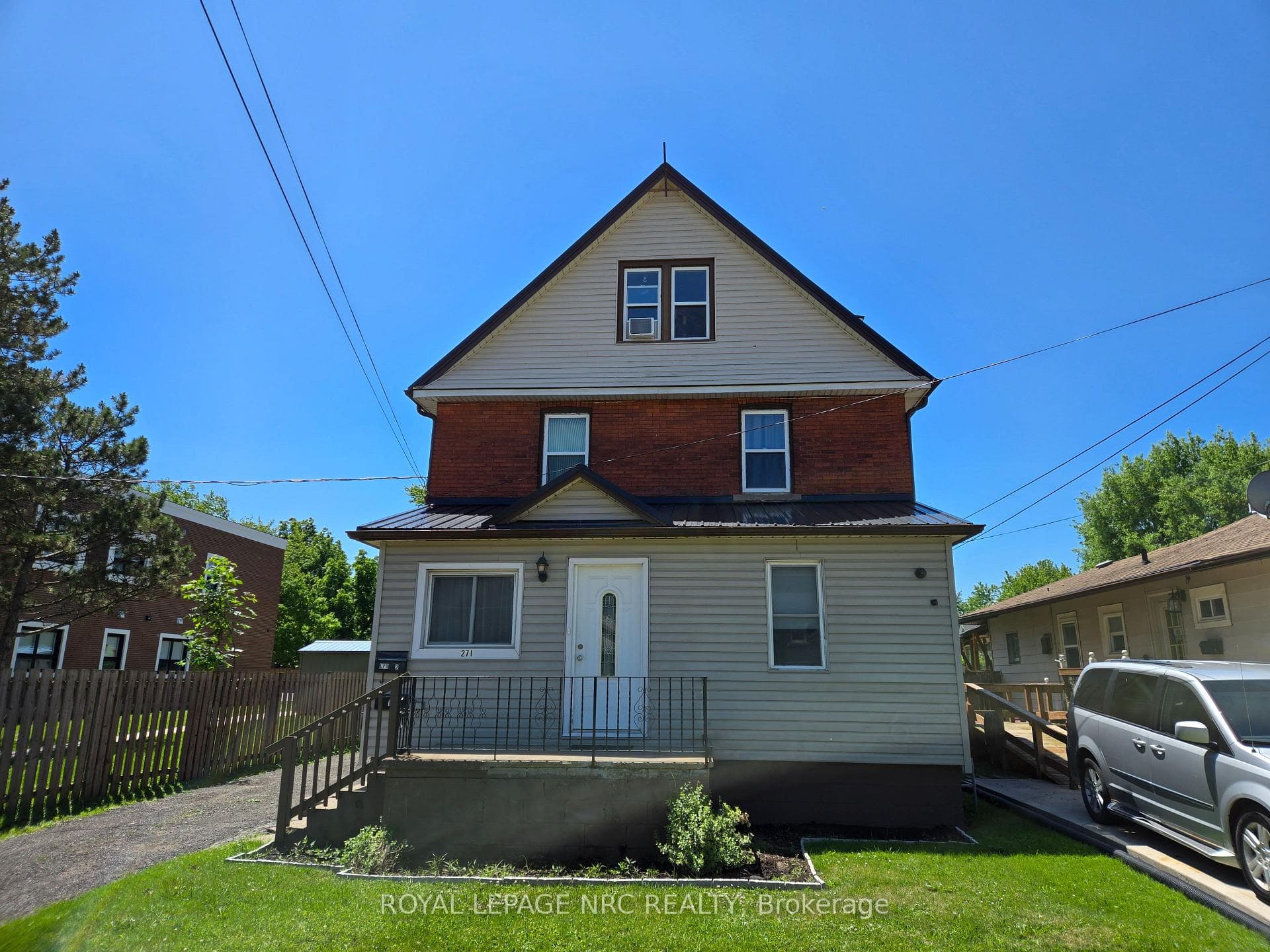 271 Emerick Avenue Unit Main, Fort Erie, ON L2A 2W4 - Photo 1