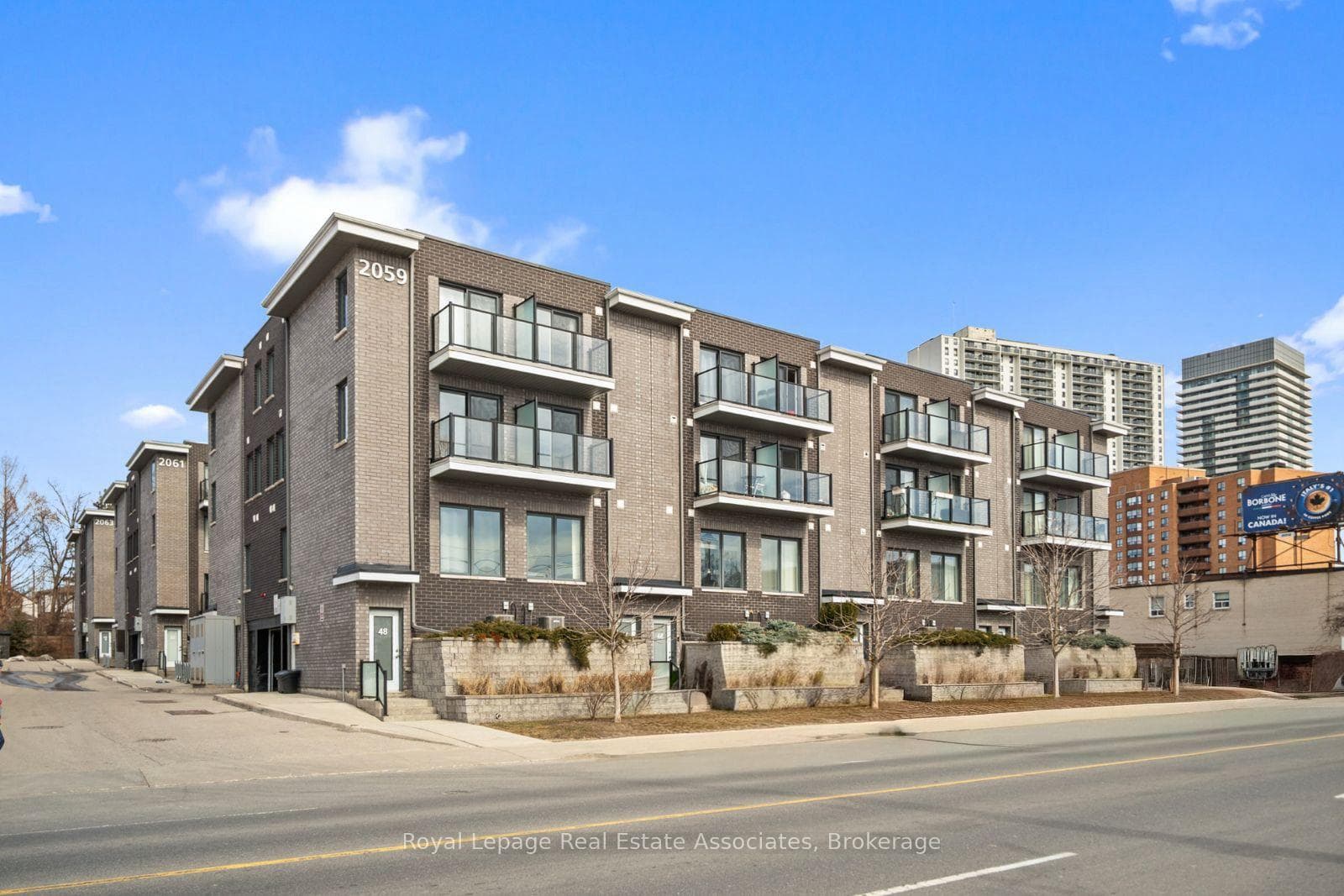 2059 Weston Road Unit 40, York / Weston, ON M9N 1X7 - Photo 1