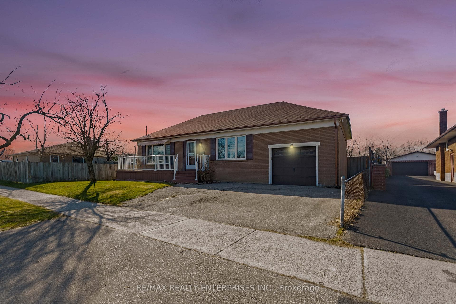951 Atwater Avenue, Mississauga