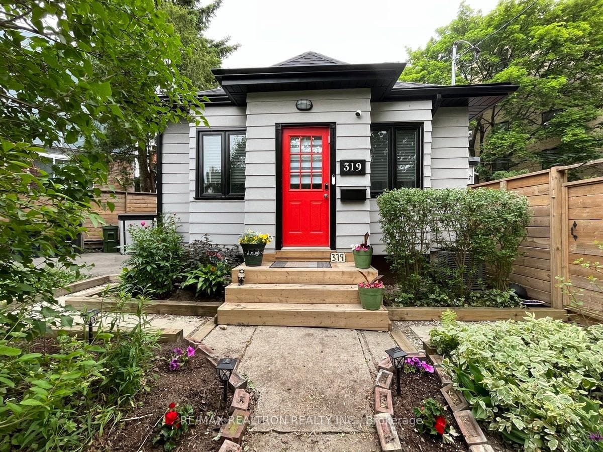319 Wychwood Avenue, Forest Hill / Deer Park, ON M6C 2T6 - Photo 1