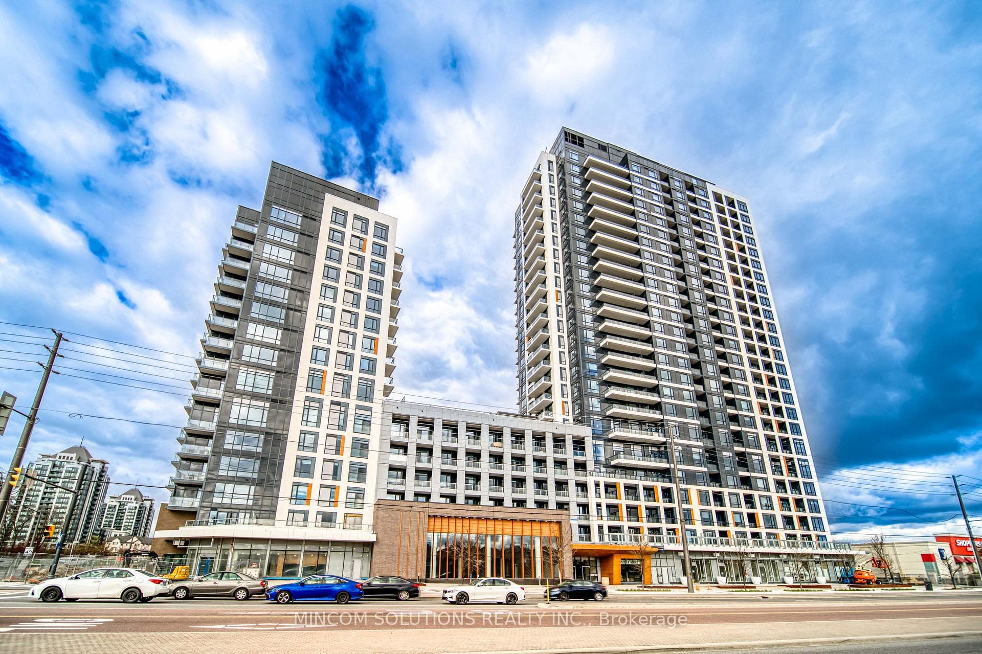 7950 BATHURST Street Unit 527, Vaughan, ON L4J 0L4 - Photo 1