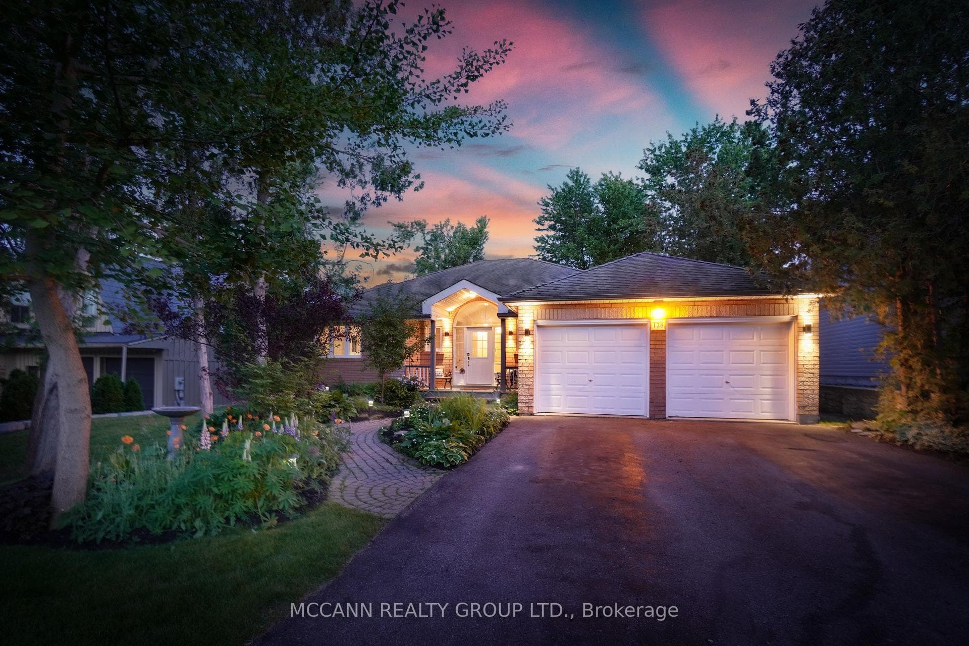 128 King Street, Uxbridge