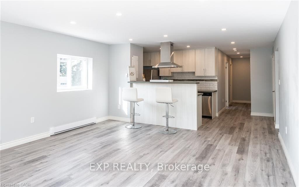 529 Elm Street Unit 16, Port Colborne, ON L3K 5W6 - Photo 1