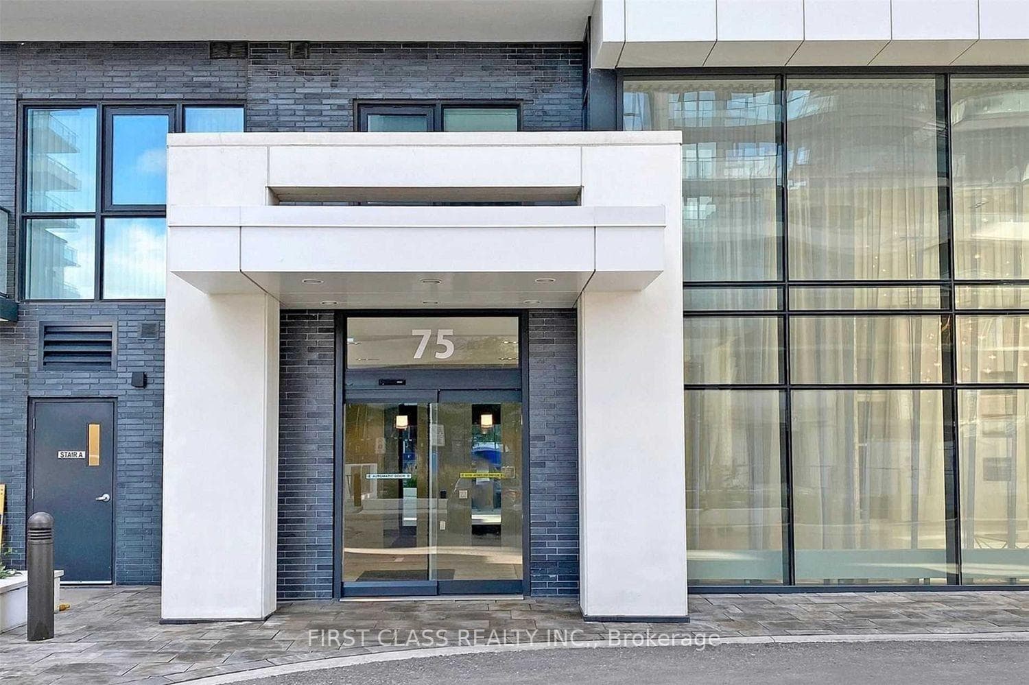 75 Oneida Crescent Unit 606, Richmond Hill