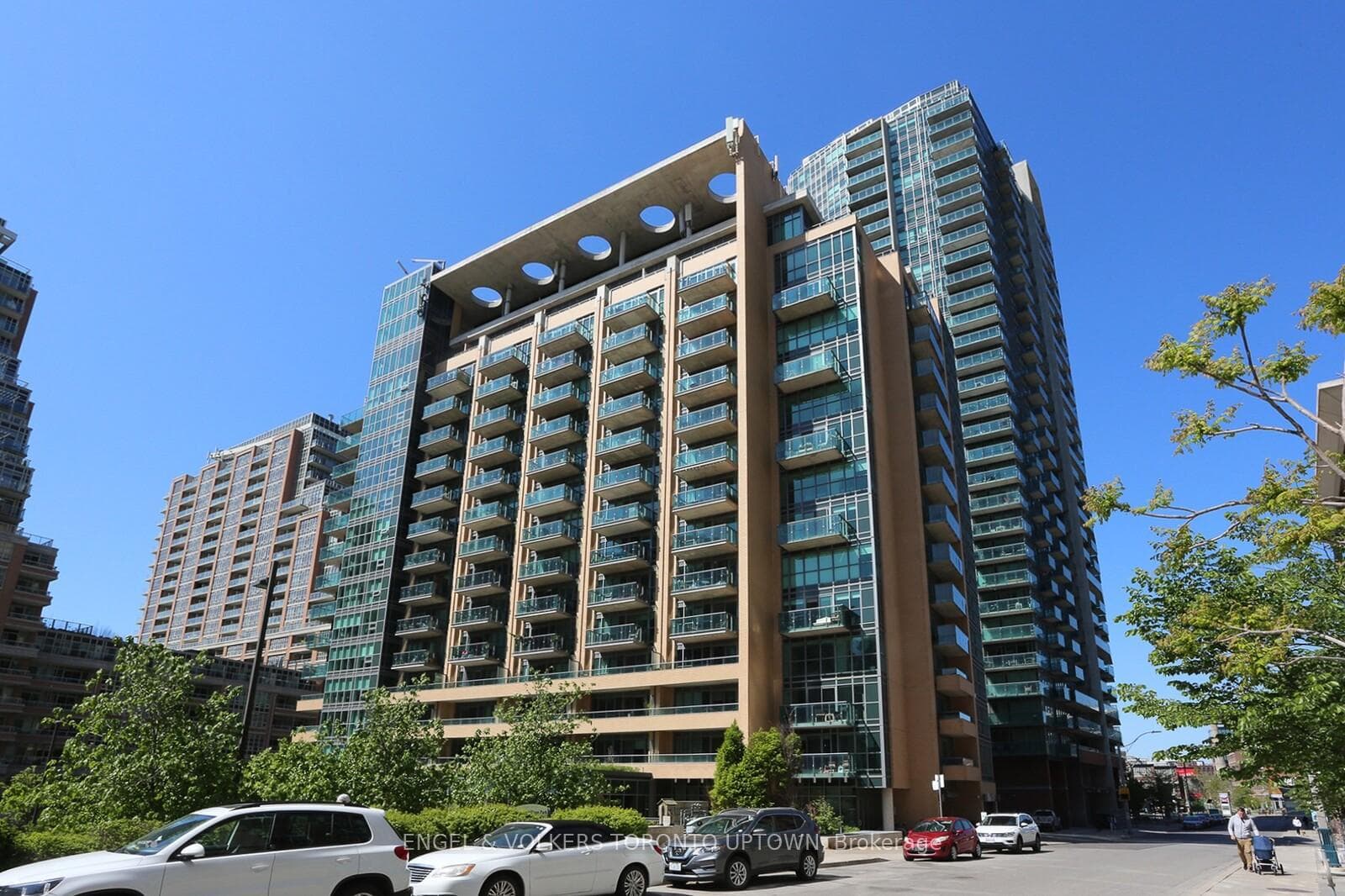 69 Lynn Williams Street Unit 313, Toronto C01