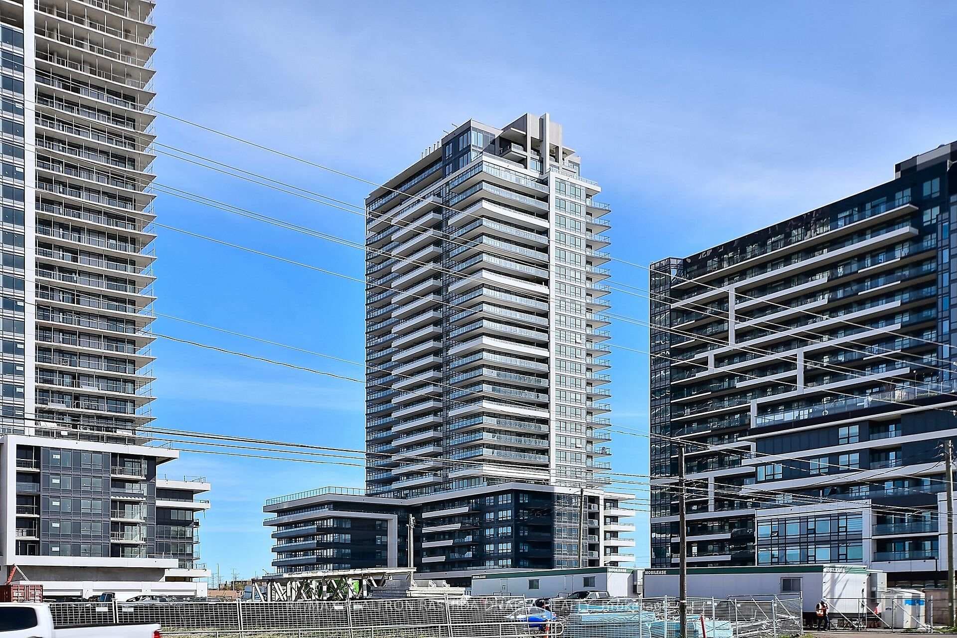 1455 Celebration Drive Unit 606, Pickering, ON L1W 0C3 - Photo 1