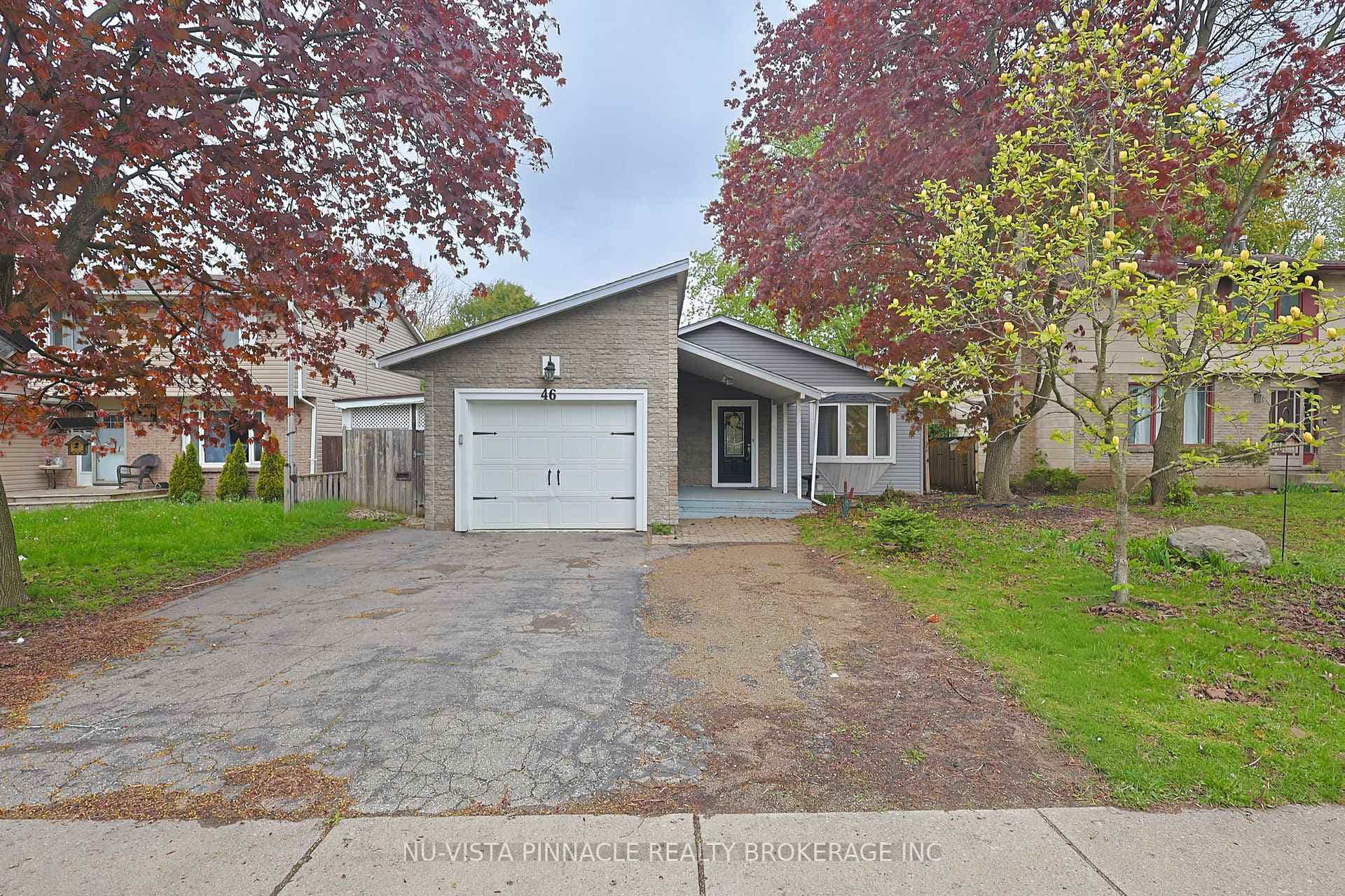 46 MONMORE Road, London North, ON N6G 2W6 - Photo 1