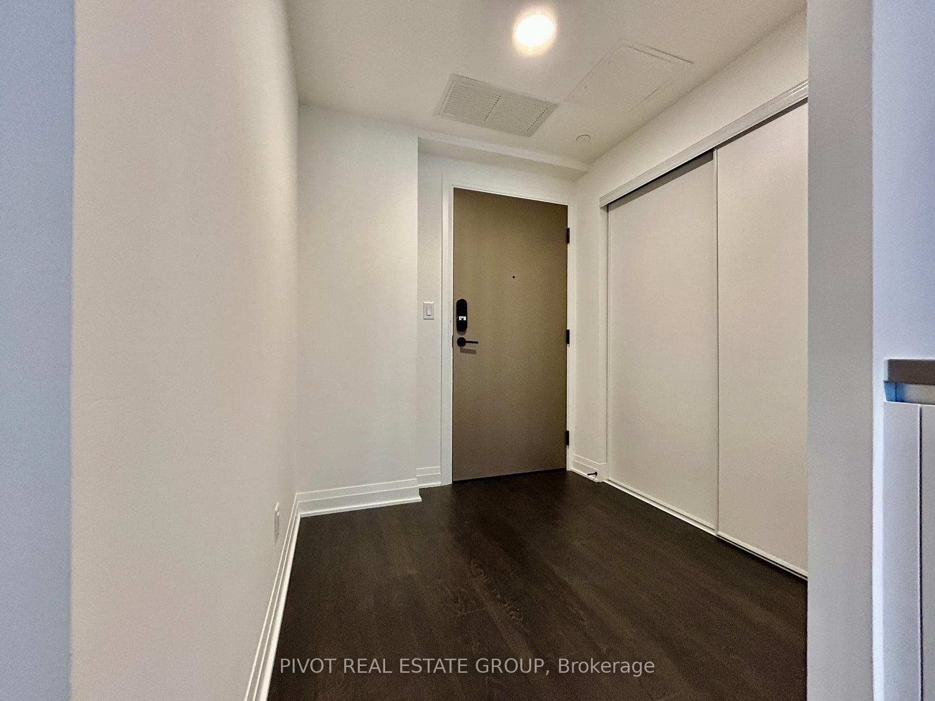 4015 The Exchange Street Unit 2610, Mississauga, ON L5B 0N9 - Photo 1