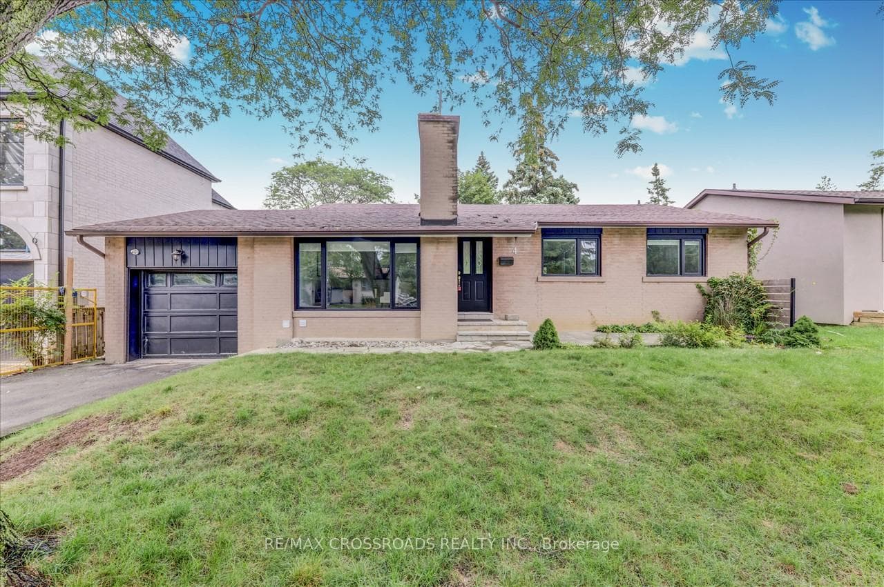 4 Tanburn Place, Don Mills / Parkwoods / Victoria Village, ON M3A 1X5 - Photo 1