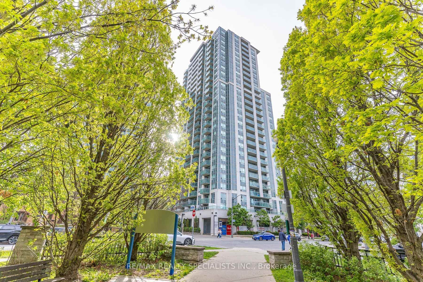 16 Harrison Garden Boulevard Unit 1801, Willowdale / Newtonbrook, ON M2N 7J6 - Photo 1