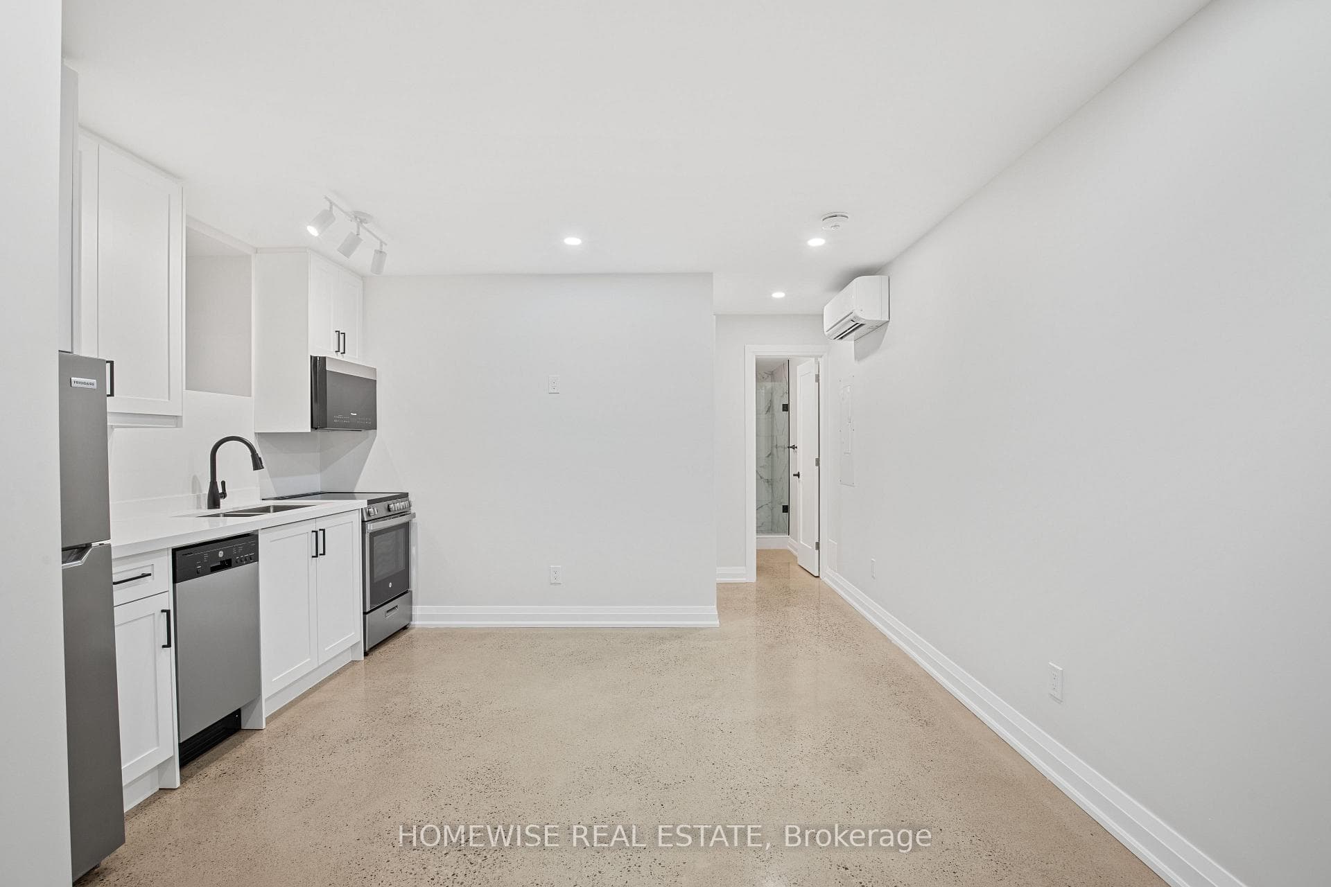 2563 Dundas Street Unit 5, Bloor West Village / Swansea, ON M6P 1X6 - Photo 1