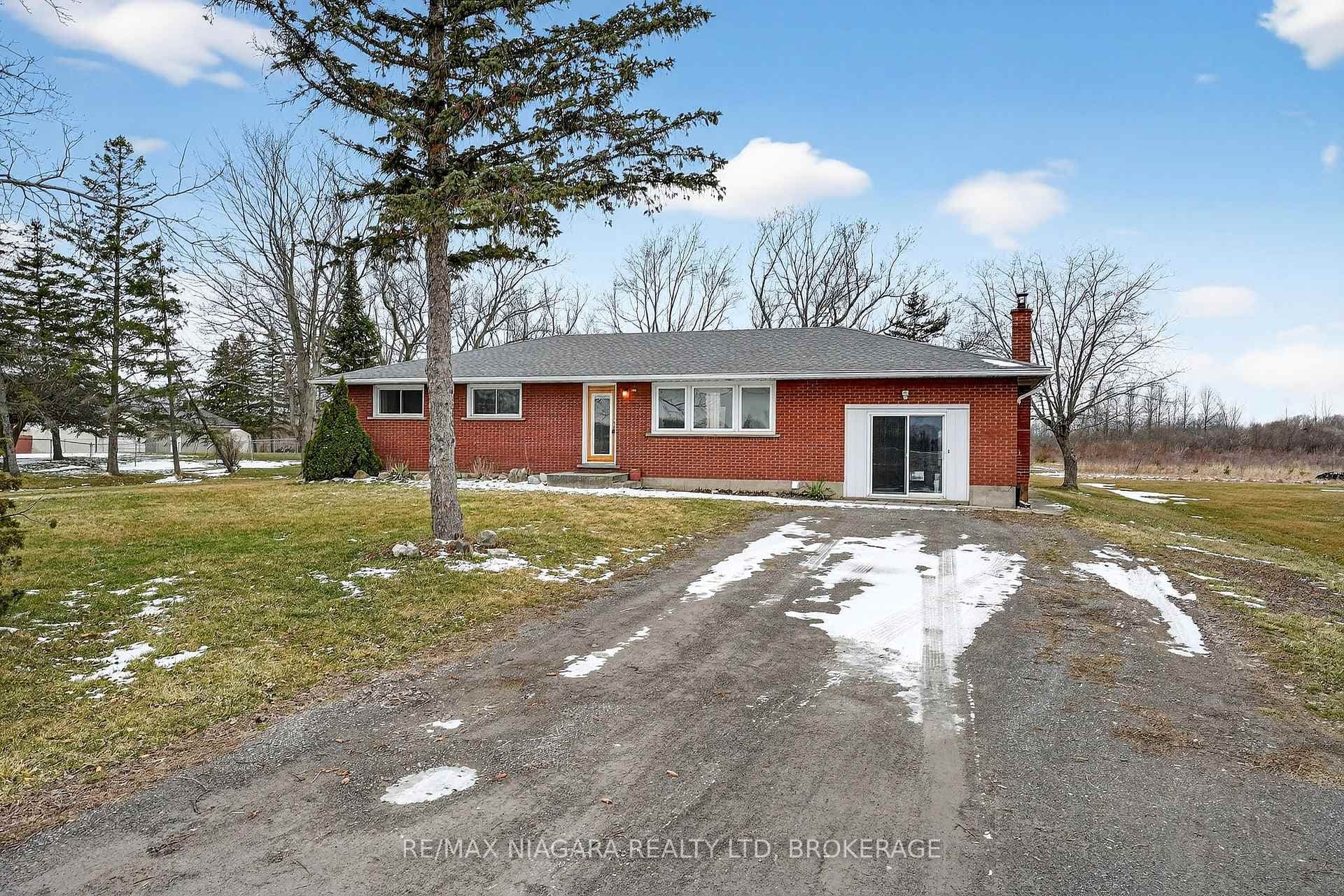 3818 Elm Street, Port Colborne, ON L3K 5V5 - Photo 1