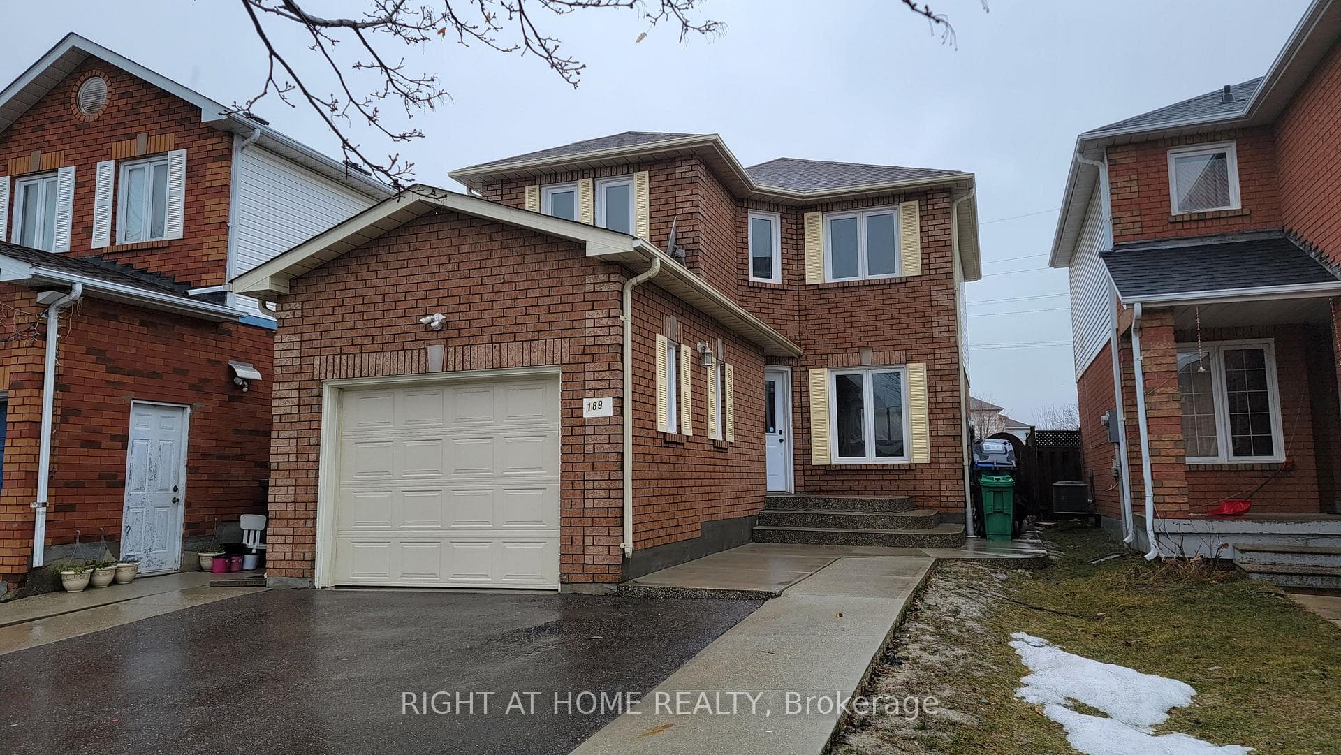 189 Timberlane Drive Unit Main, Brampton, ON L6Y 4V7 - Photo 1