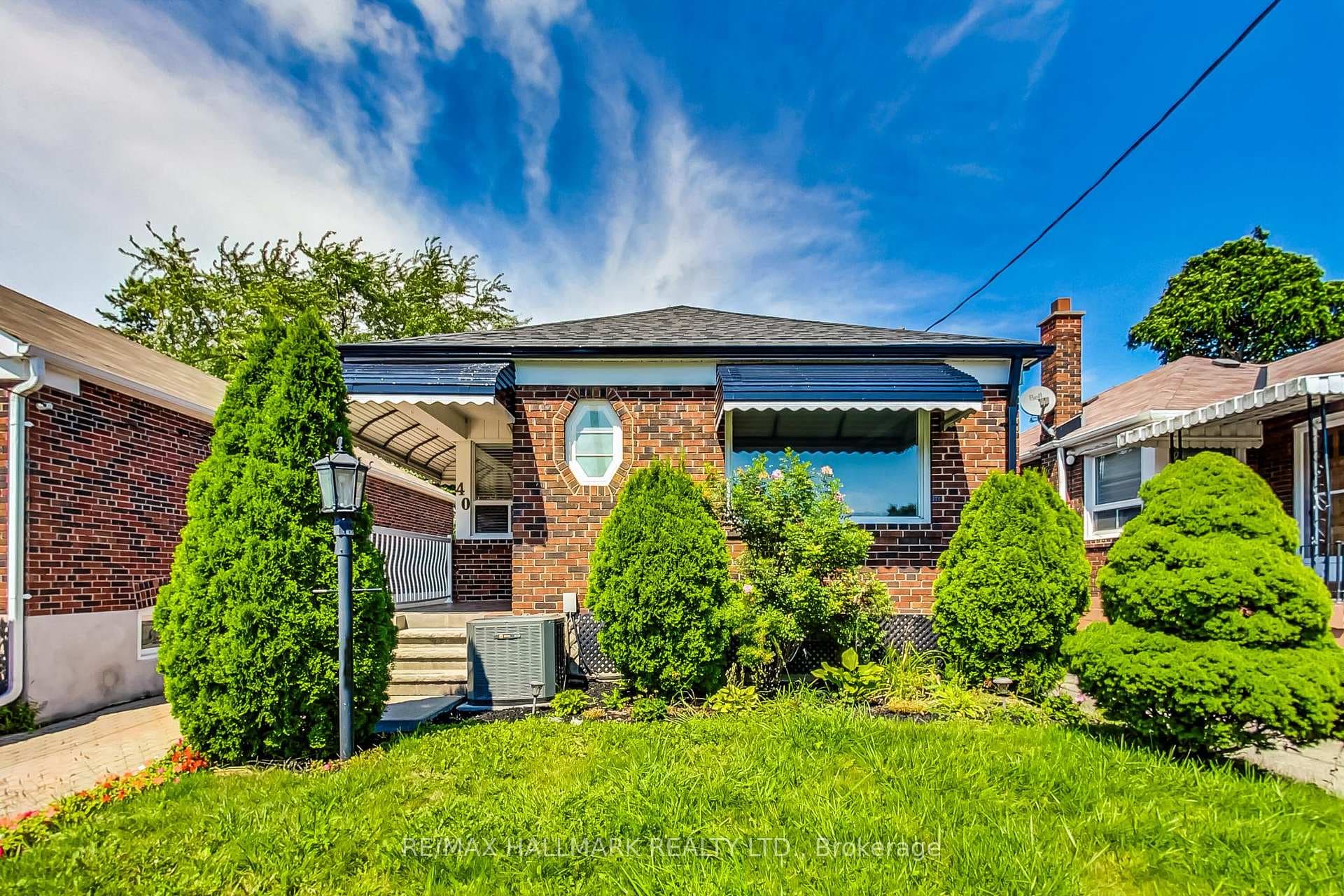 40 Tiago Avenue, Danforth / East York, ON M4B 2A1 - Photo 1