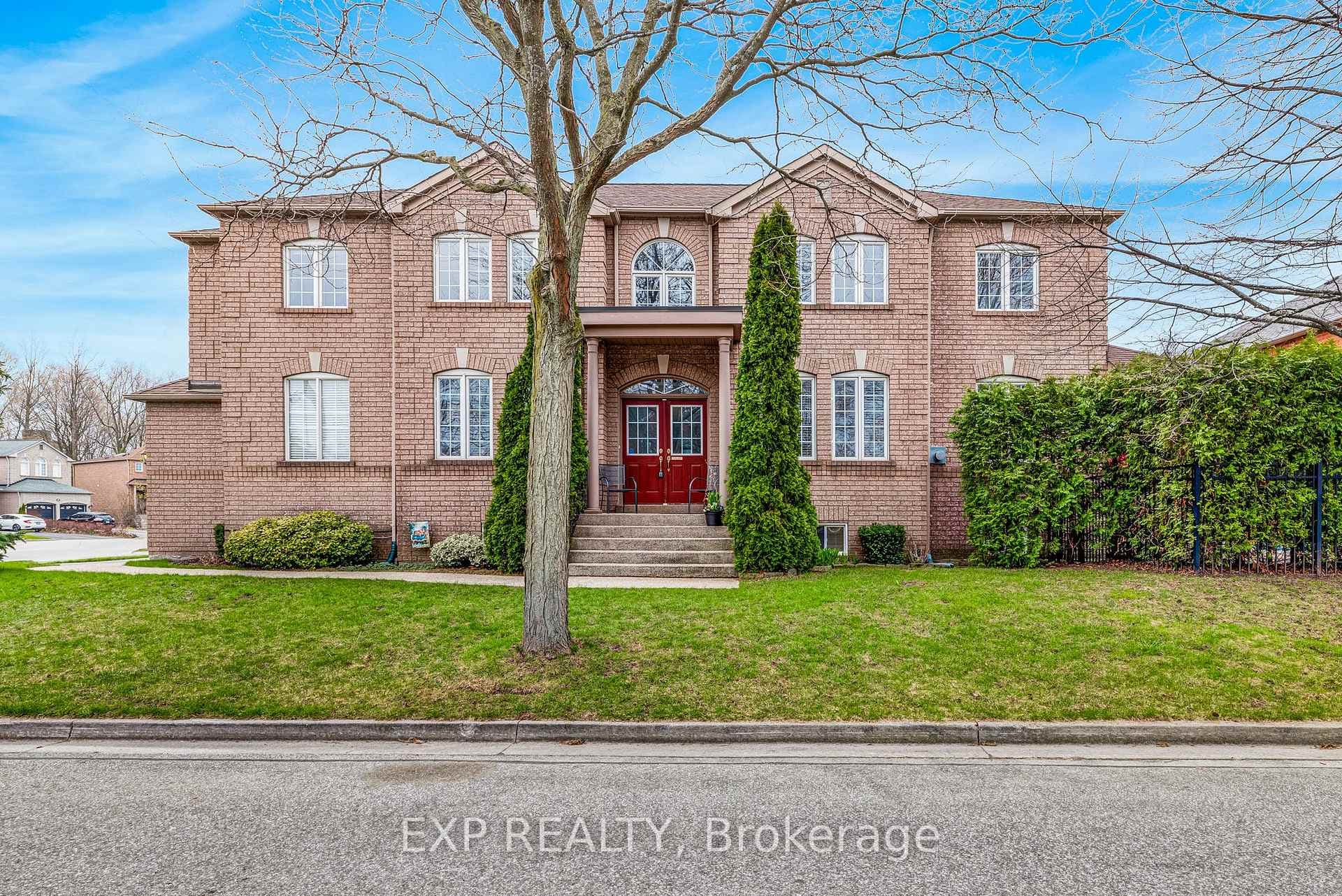 56 Moreau Trail, Dorset Park / Kennedy Park, ON M1L 4V3 - Photo 1