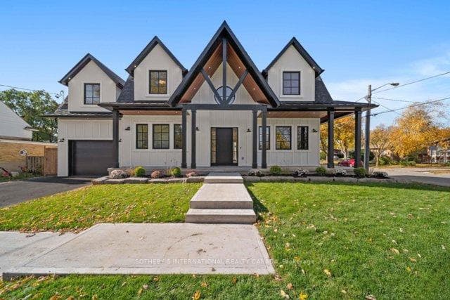 118 Warwood Road, Etobicoke (Islington / Rexdale), ON M9B 5B7 - Photo 1