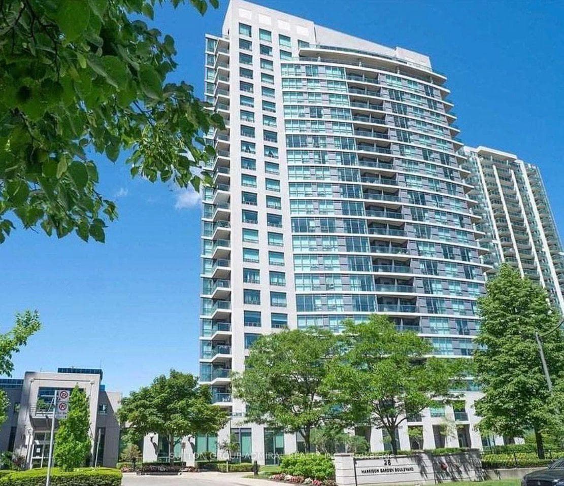 28 Harrison Garden Boulevard Unit 208, Willowdale / Newtonbrook, ON M2N 7B5 - Photo 1