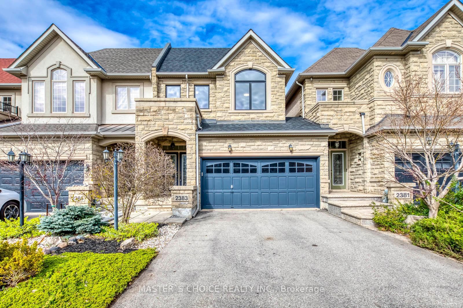 2383 Wasaga Drive, Oakville