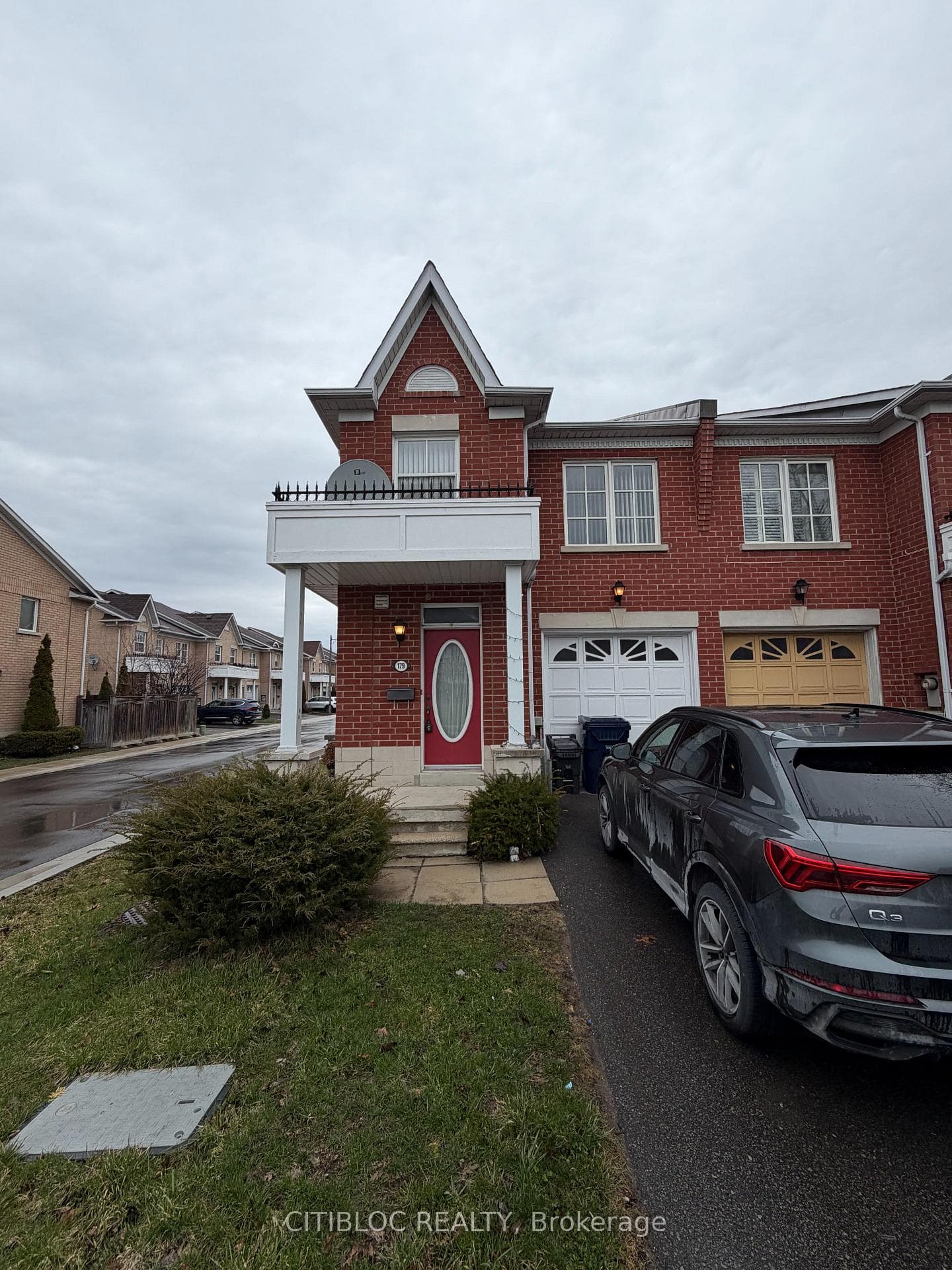 179 Dallimore Circle, Toronto C13