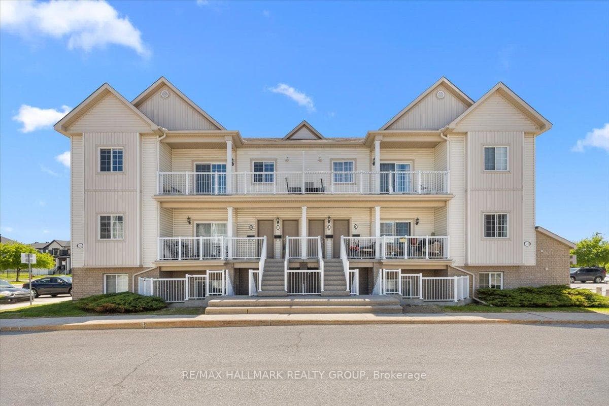 102 Artesa Private Unit I, Kanata