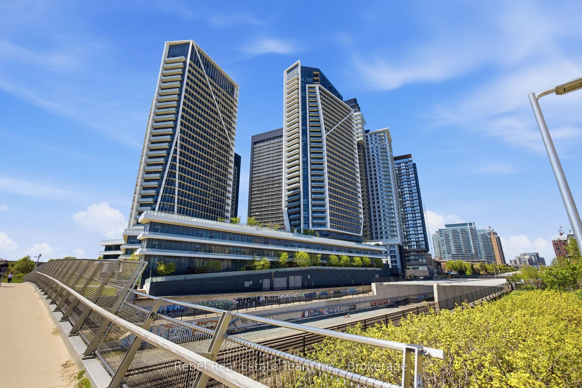 50 Ordnance Street Unit 2304, Downtown Toronto / Waterfront, ON M6K 0C9 - Photo 1