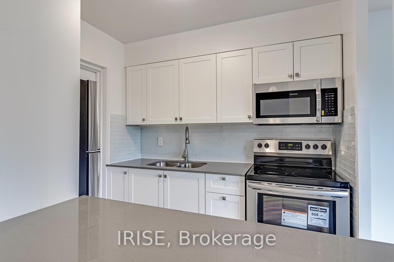 7555 Goreway Drive Unit 165, Mississauga, ON L4T 3M9 - Photo 1
