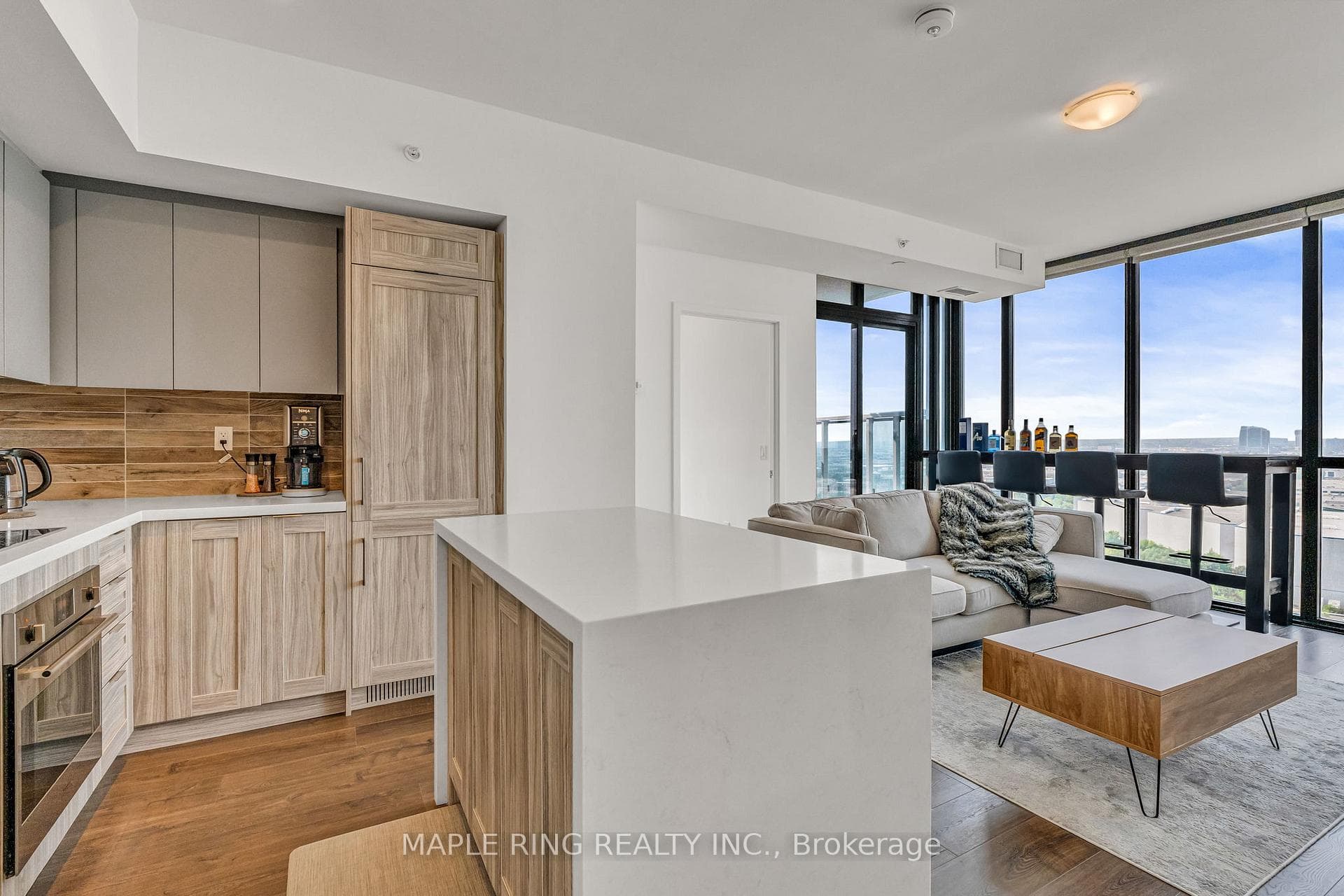 2916 Highway 7 Road Unit 1807, Vaughan