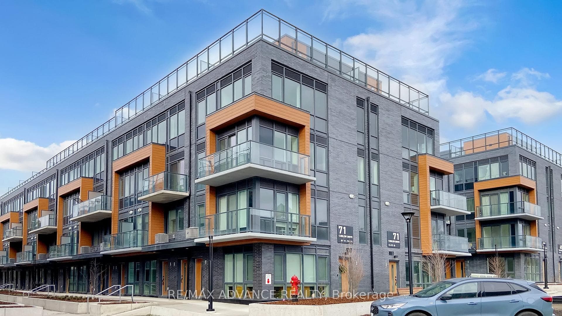 67 Curlew Drive Unit 163, Toronto C13