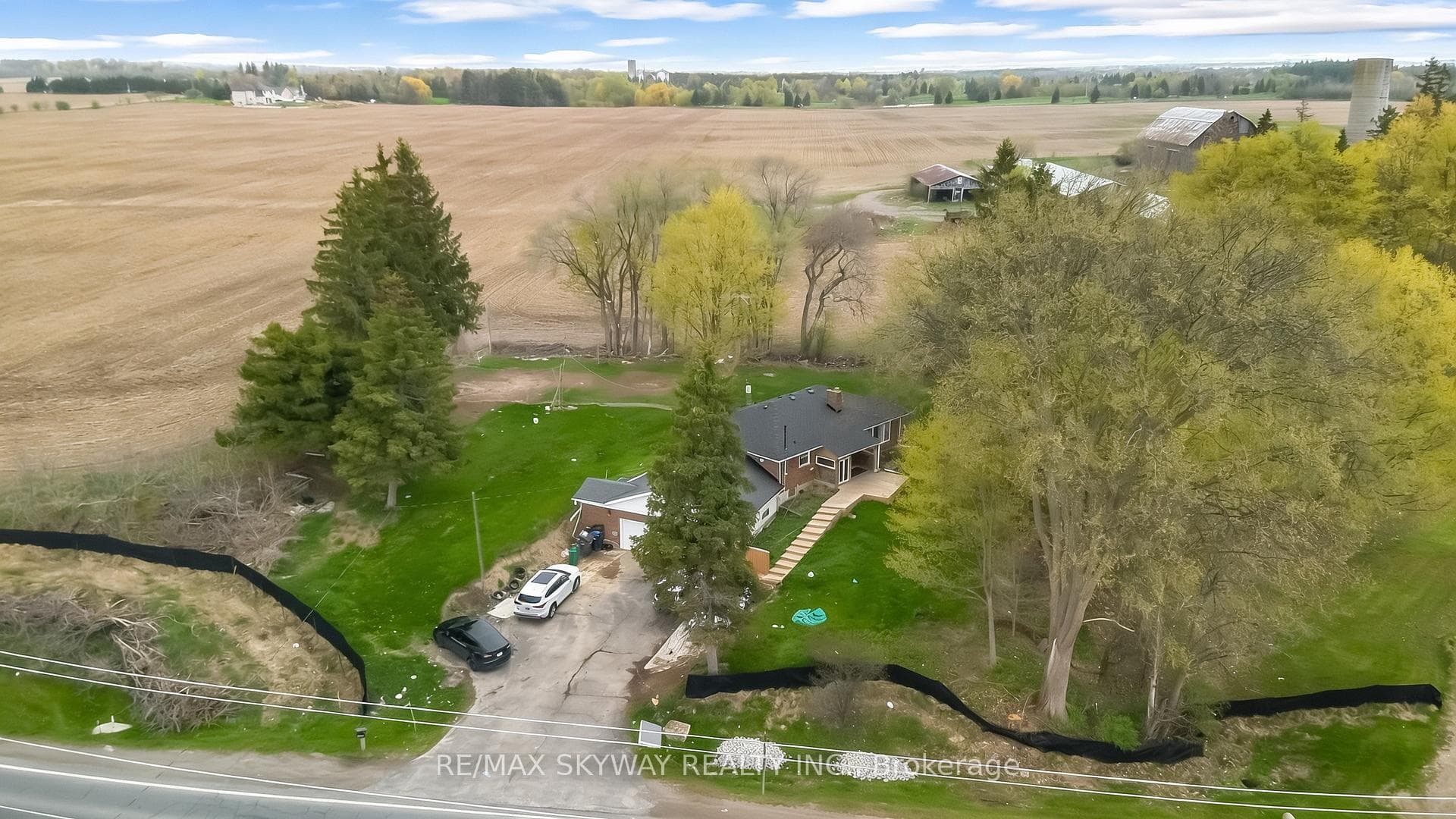 12891 Dixie Road, Caledon