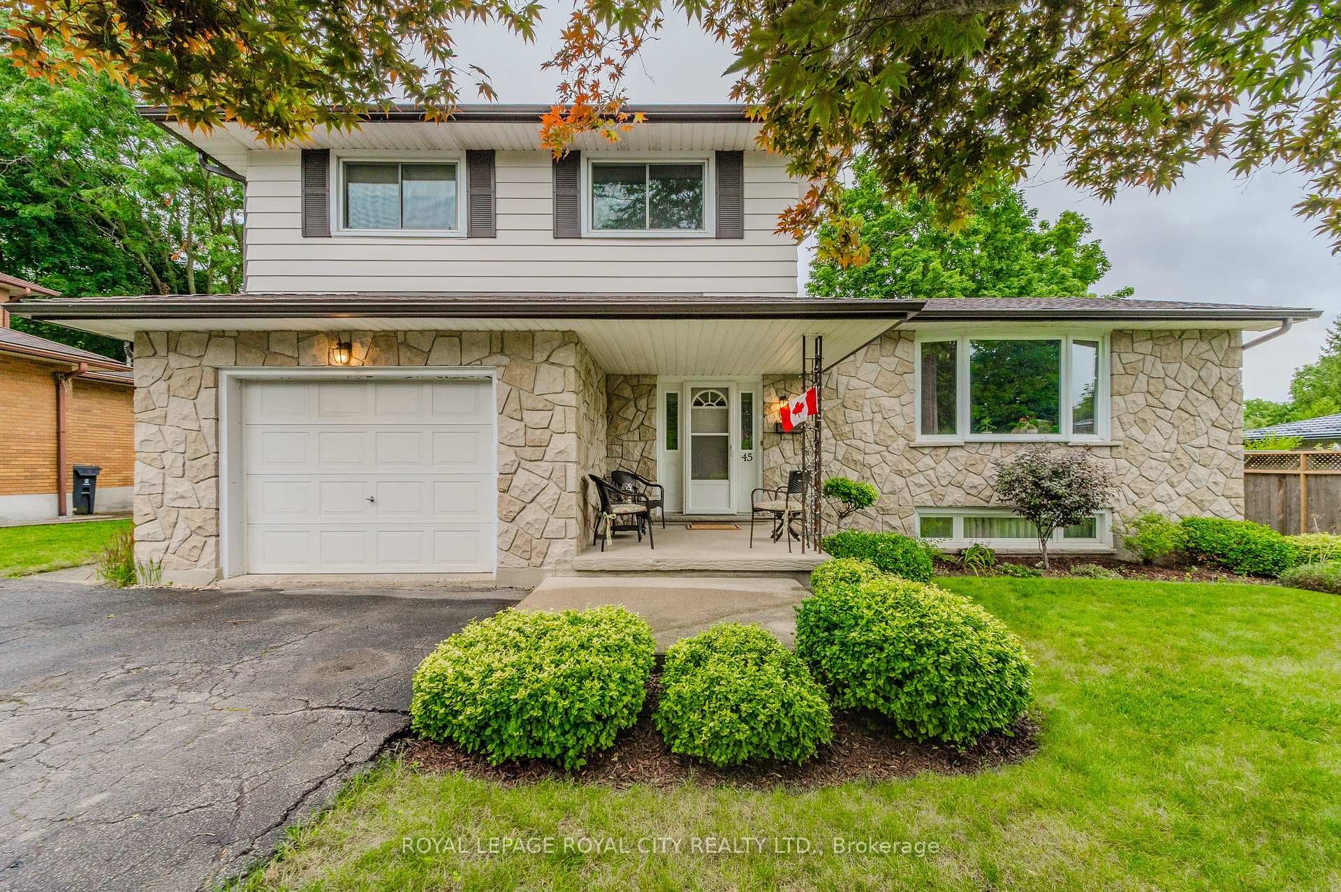 45 Oak Street, Guelph, ON N1G 2N1 - Photo 1