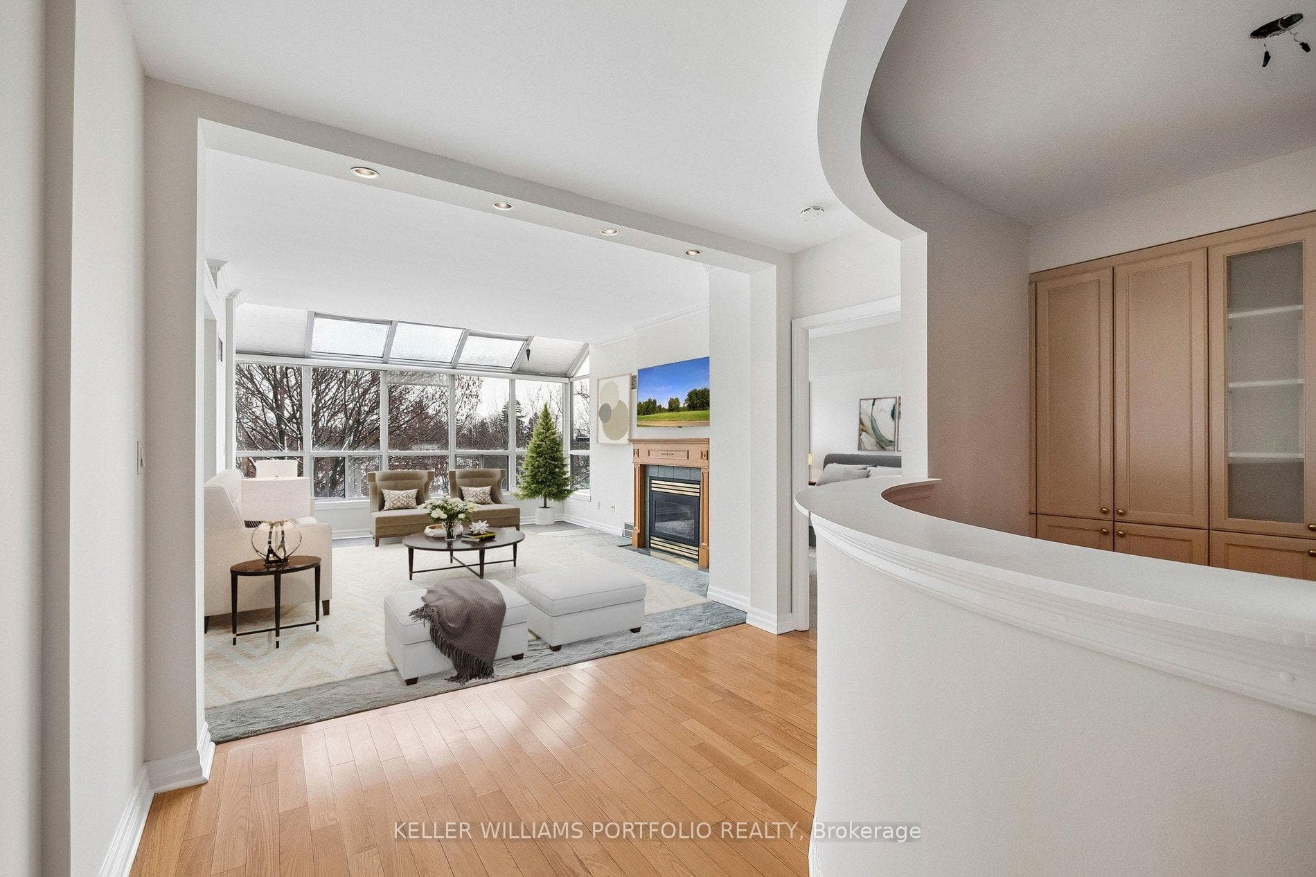 2727 Yonge Street Unit 702, Lawrence Park / Bedford Park, ON M4N 3R6 - Photo 1