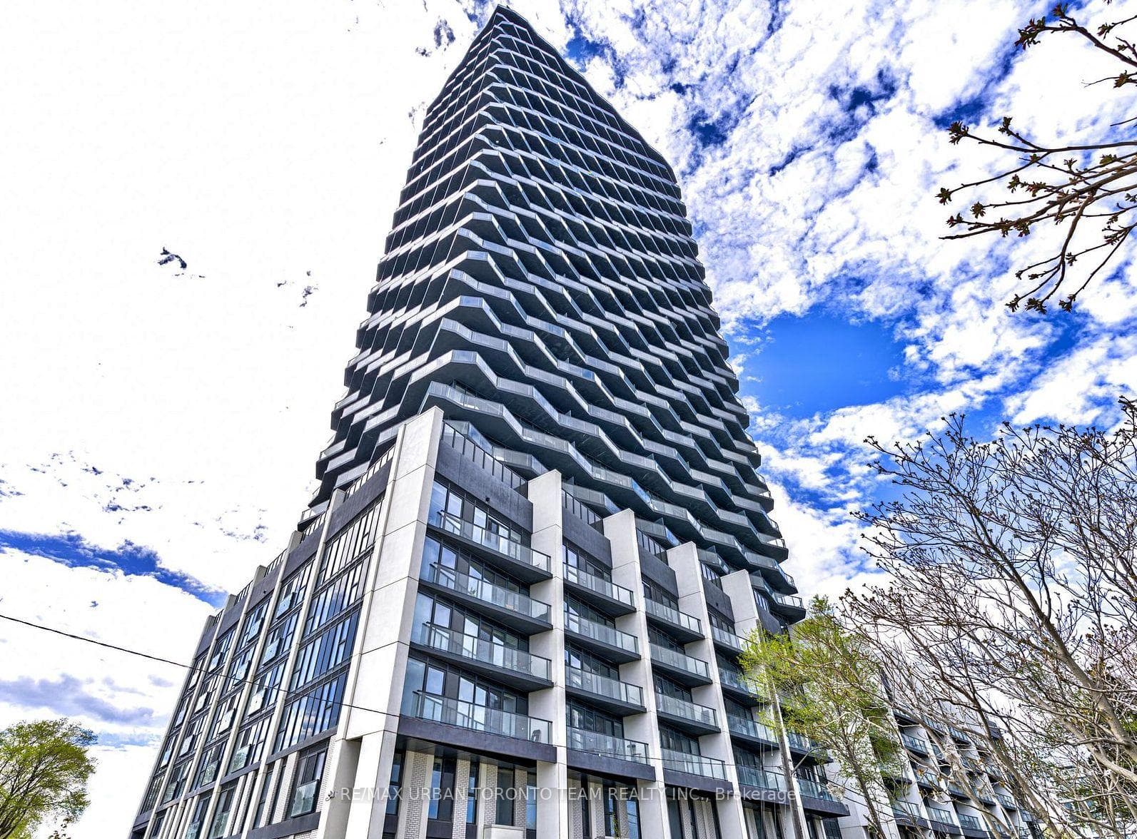 36 Zorra Street Unit 3204, Toronto W08