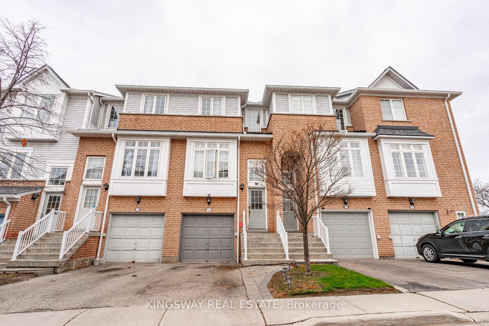 280 HILLCREST Avenue Unit 6, Mississauga, ON L5B 4L3 - Photo 1